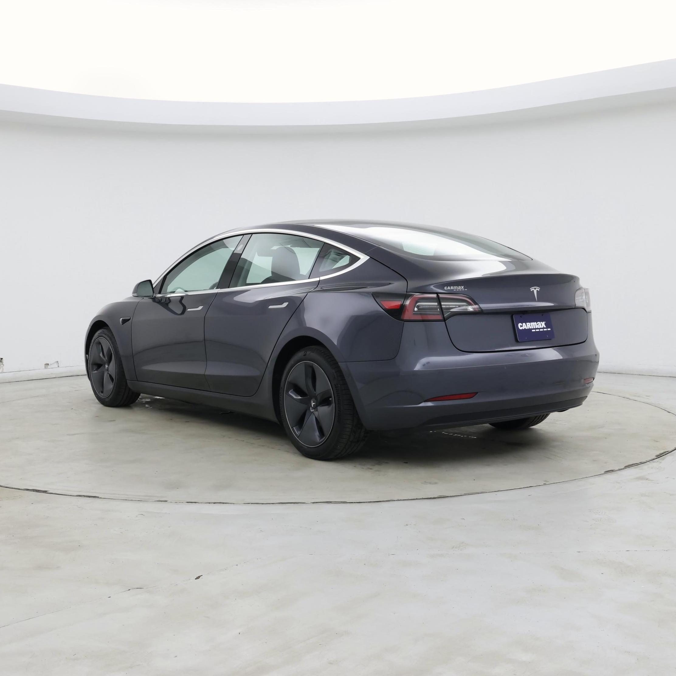 Thumbnail: 2019 Tesla Model 3 - 2