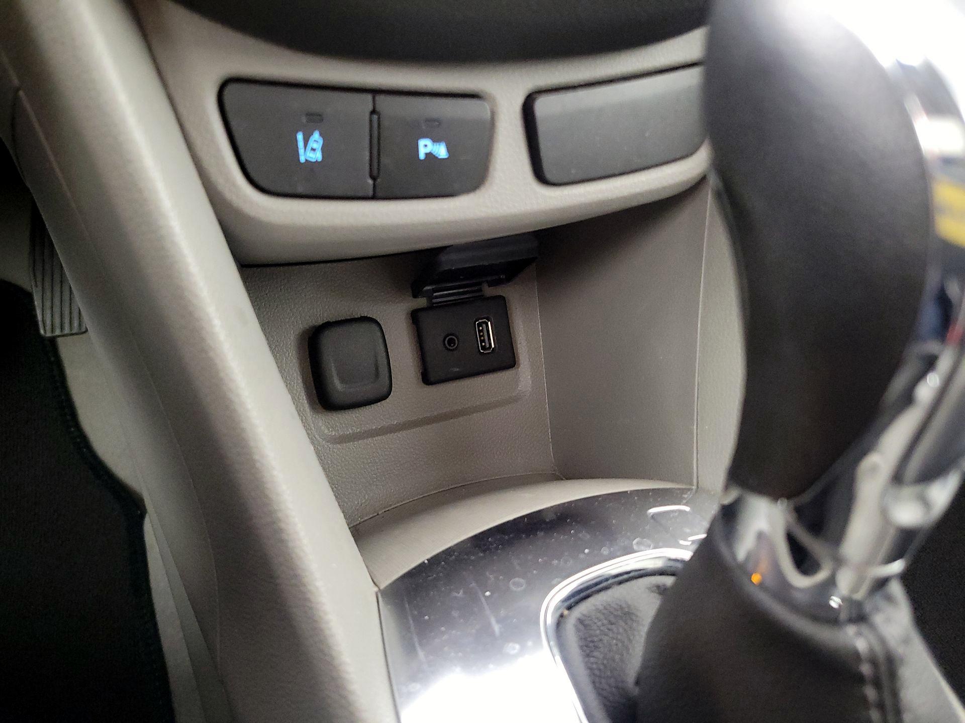 Thumbnail: 2016 Buick Encore - 19