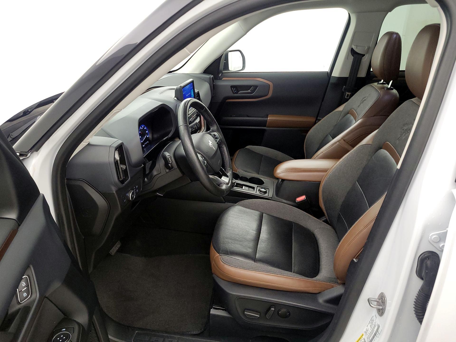 Thumbnail: 2021 Ford Bronco Sport - 11