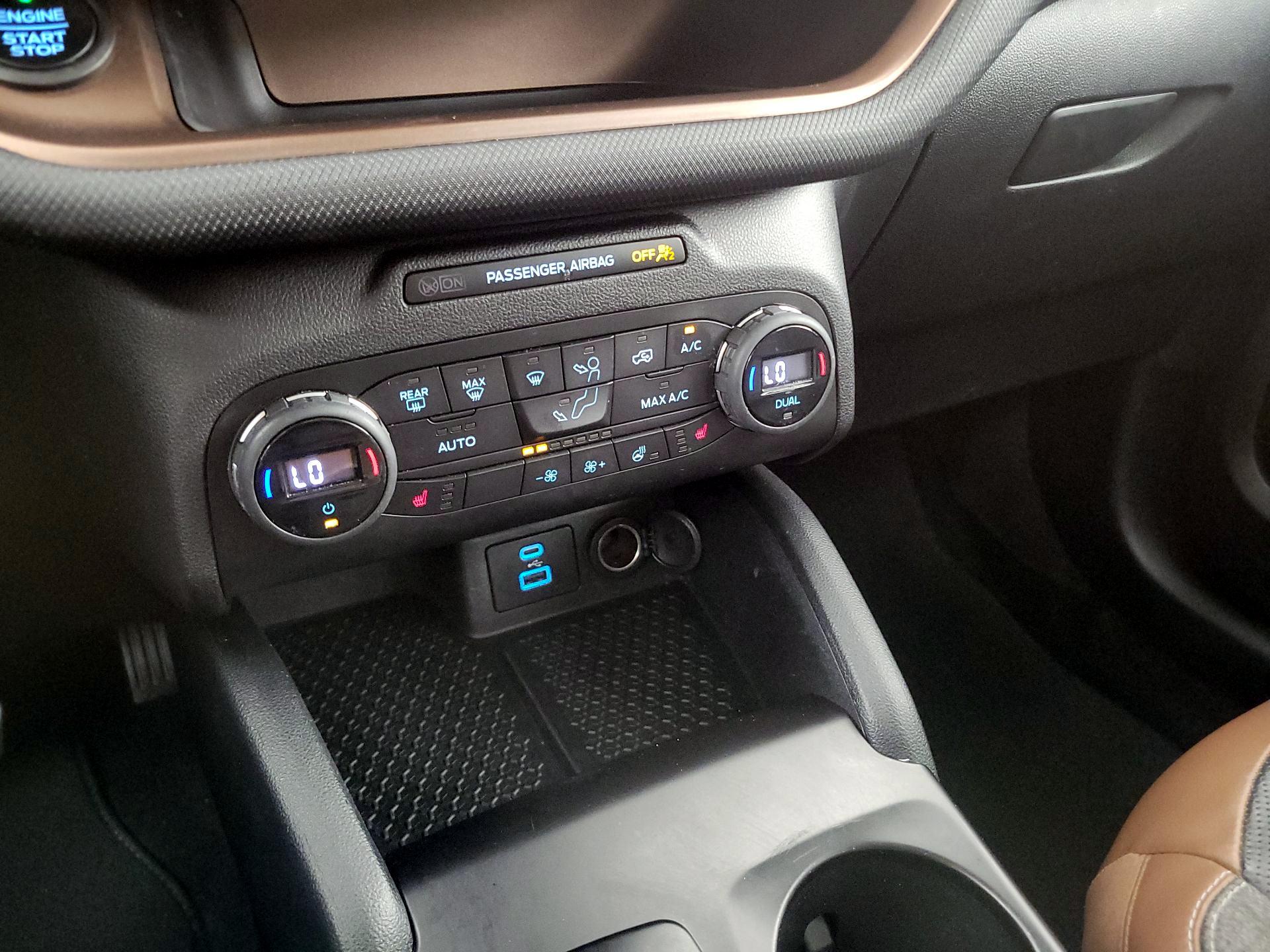 Thumbnail: 2021 Ford Bronco Sport - 16