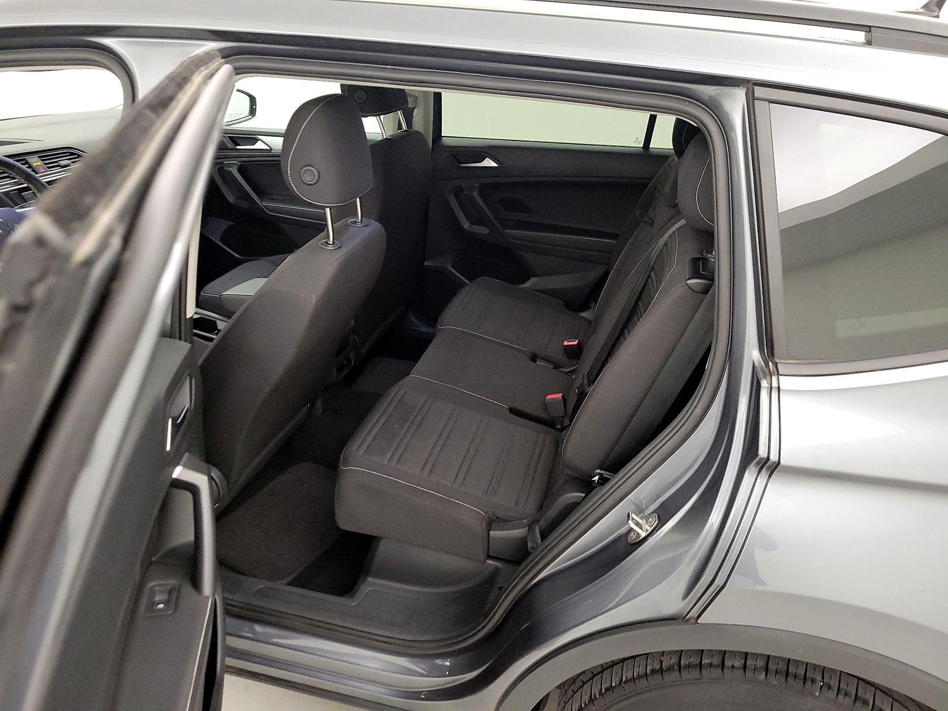 Thumbnail: 2023 Volkswagen Tiguan - 19