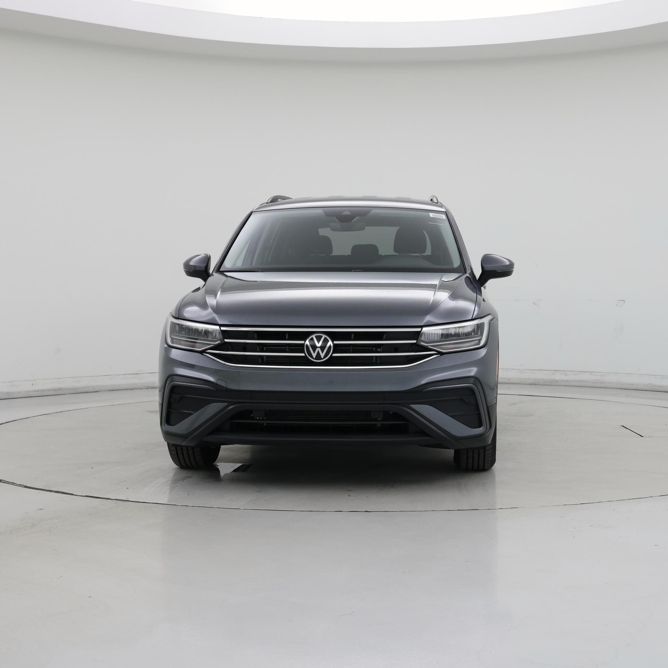 Thumbnail: 2023 Volkswagen Tiguan - 5