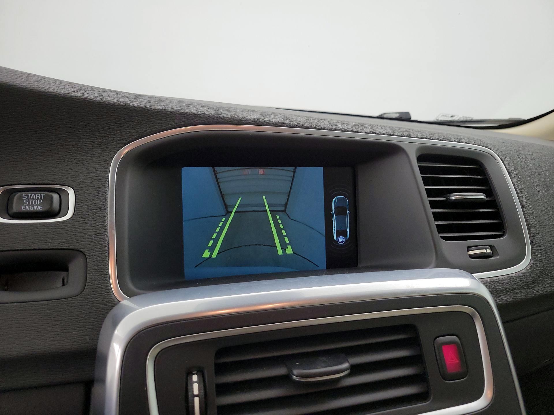 Thumbnail: 2016 Volvo S60 - 14