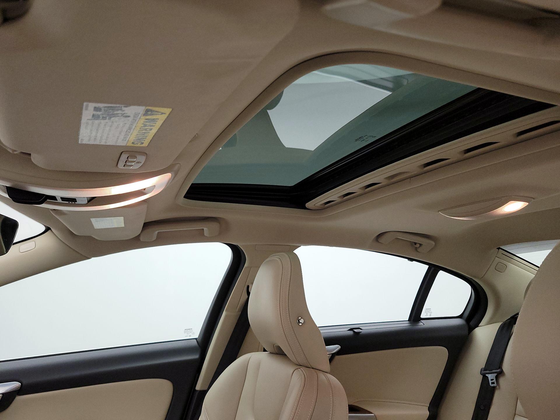 Thumbnail: 2016 Volvo S60 - 19