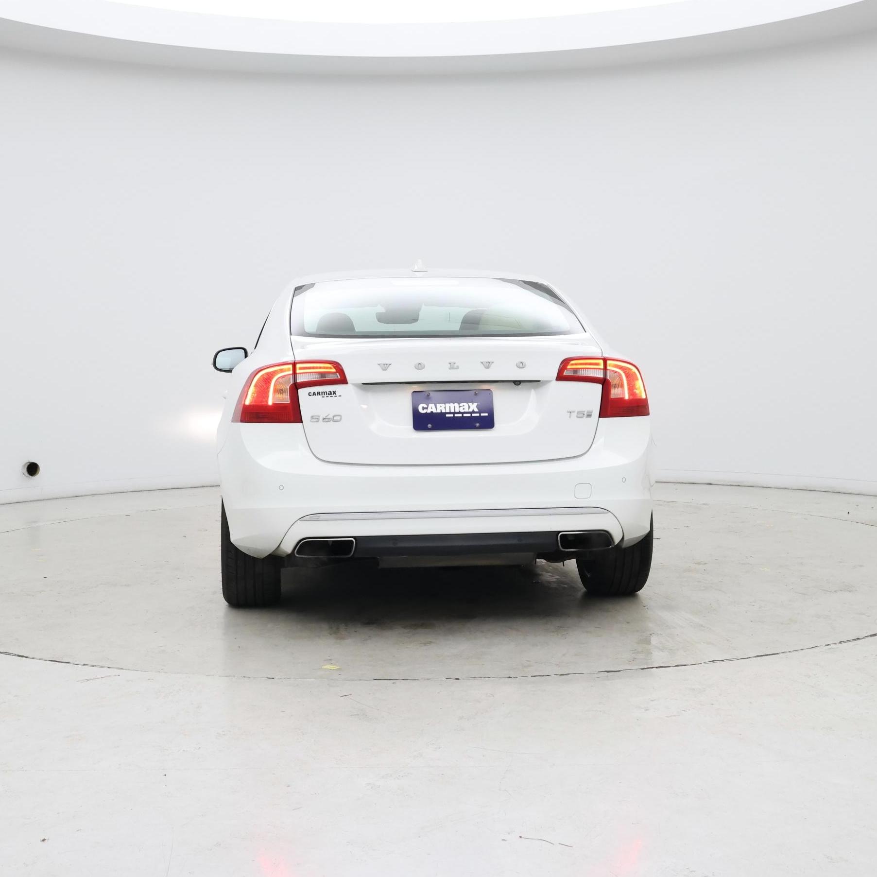 Thumbnail: 2016 Volvo S60 - 6