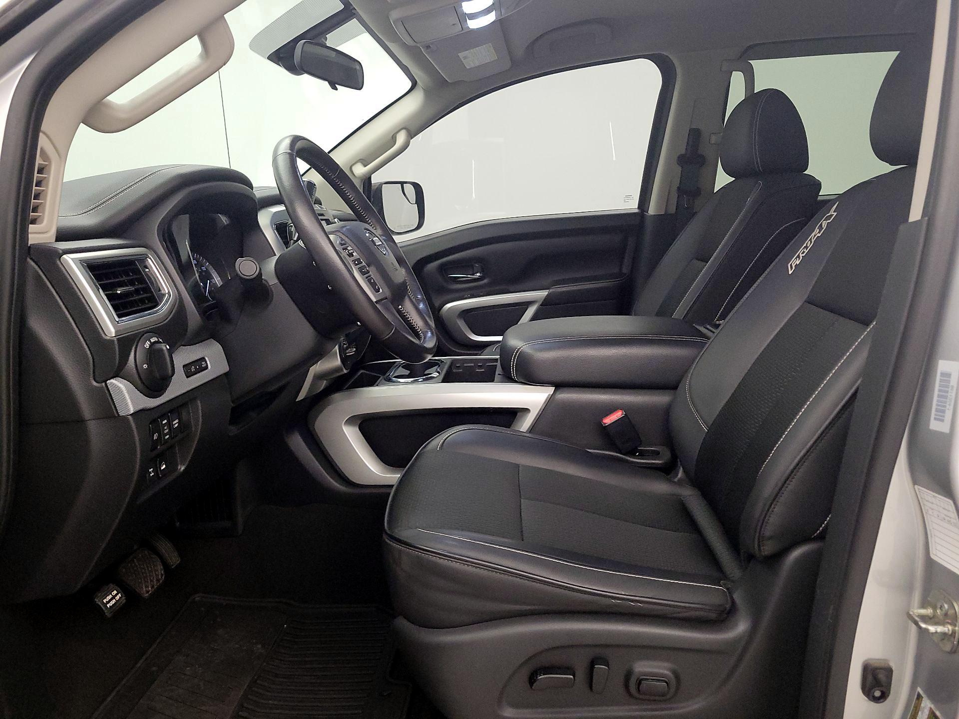 Thumbnail: 2019 Nissan Titan - 11