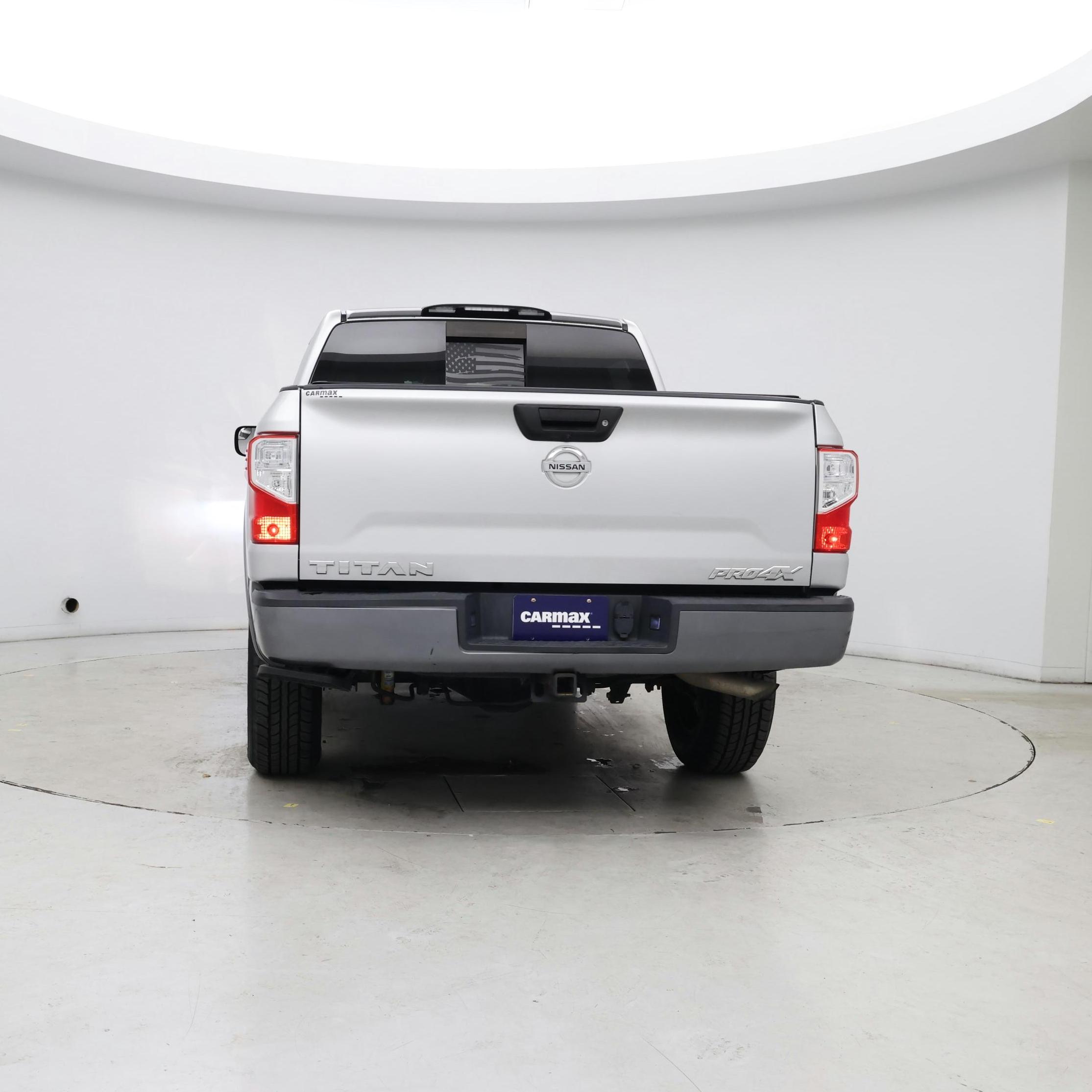 Thumbnail: 2019 Nissan Titan - 6