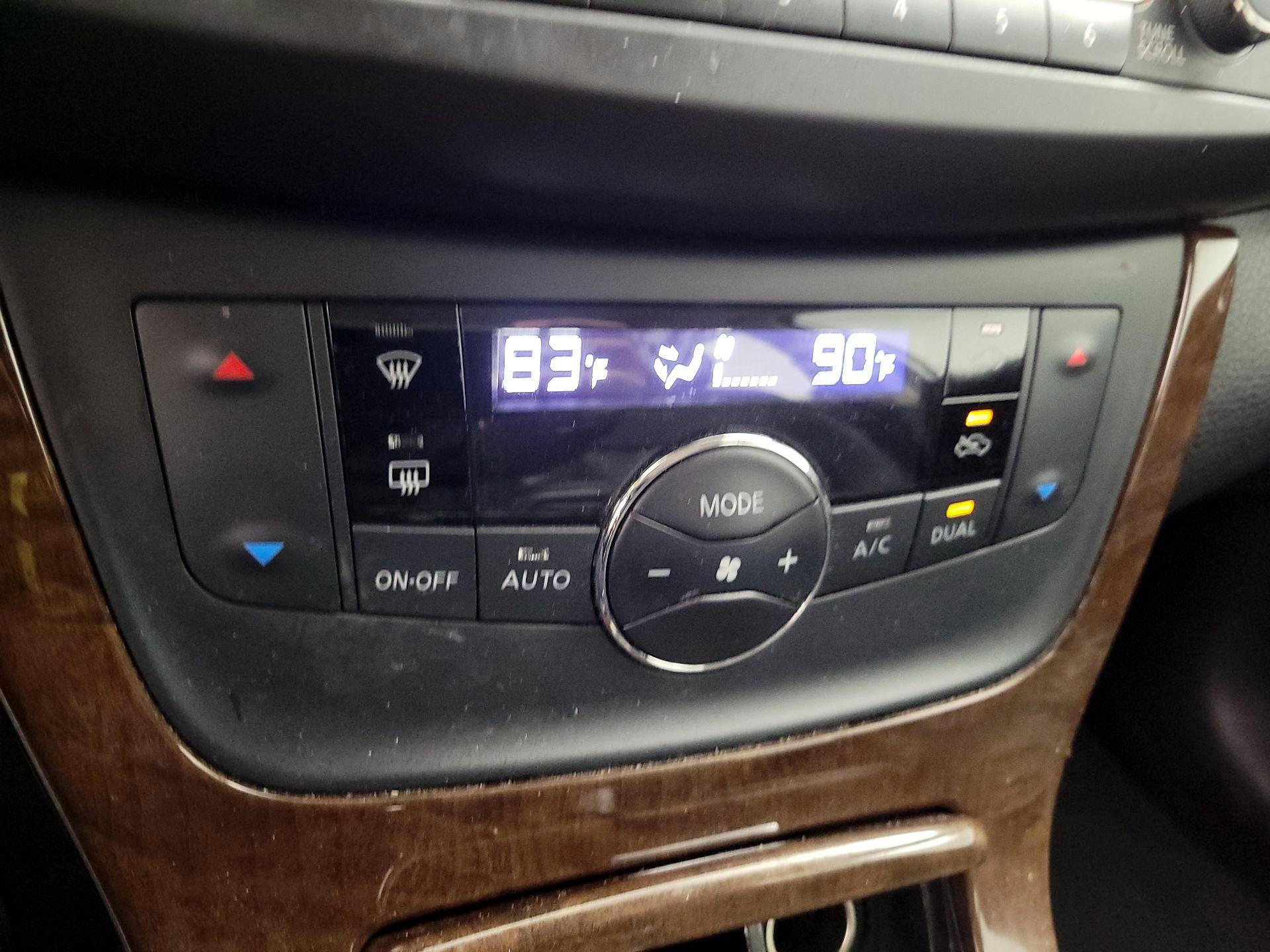 Thumbnail: 2015 Nissan Sentra - 16