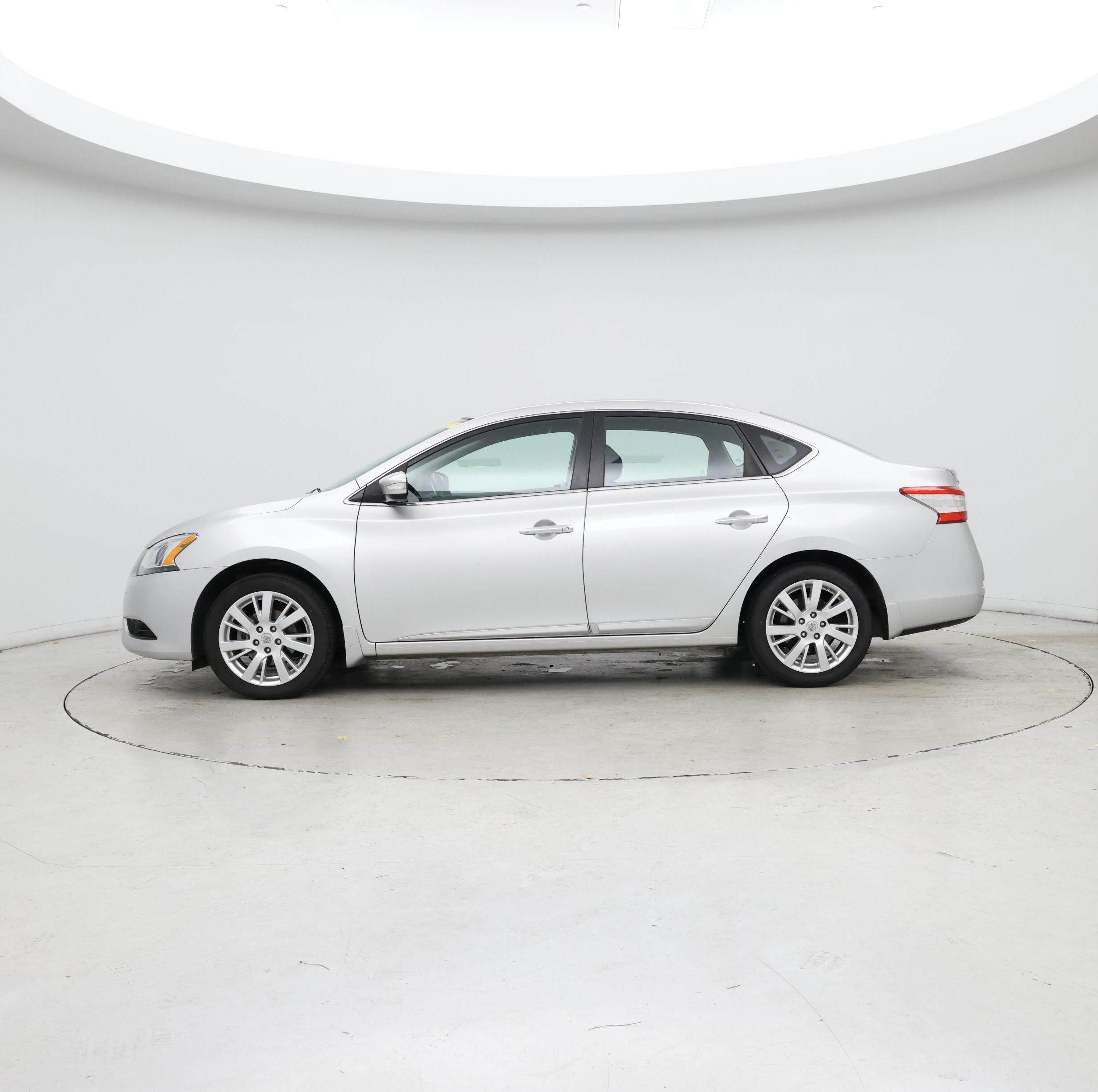 Thumbnail: 2015 Nissan Sentra - 3