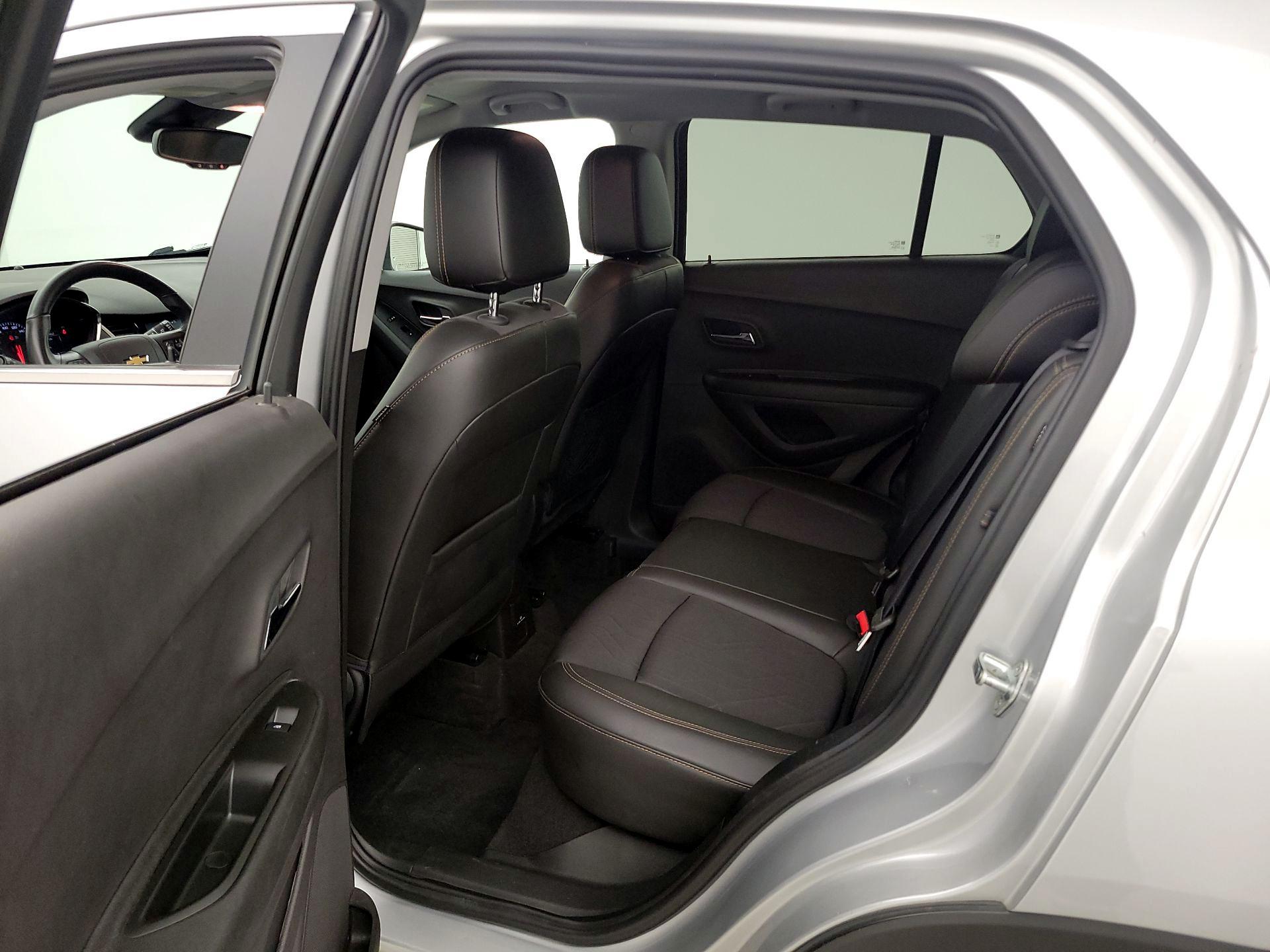 Thumbnail: 2017 Chevrolet Trax - 19