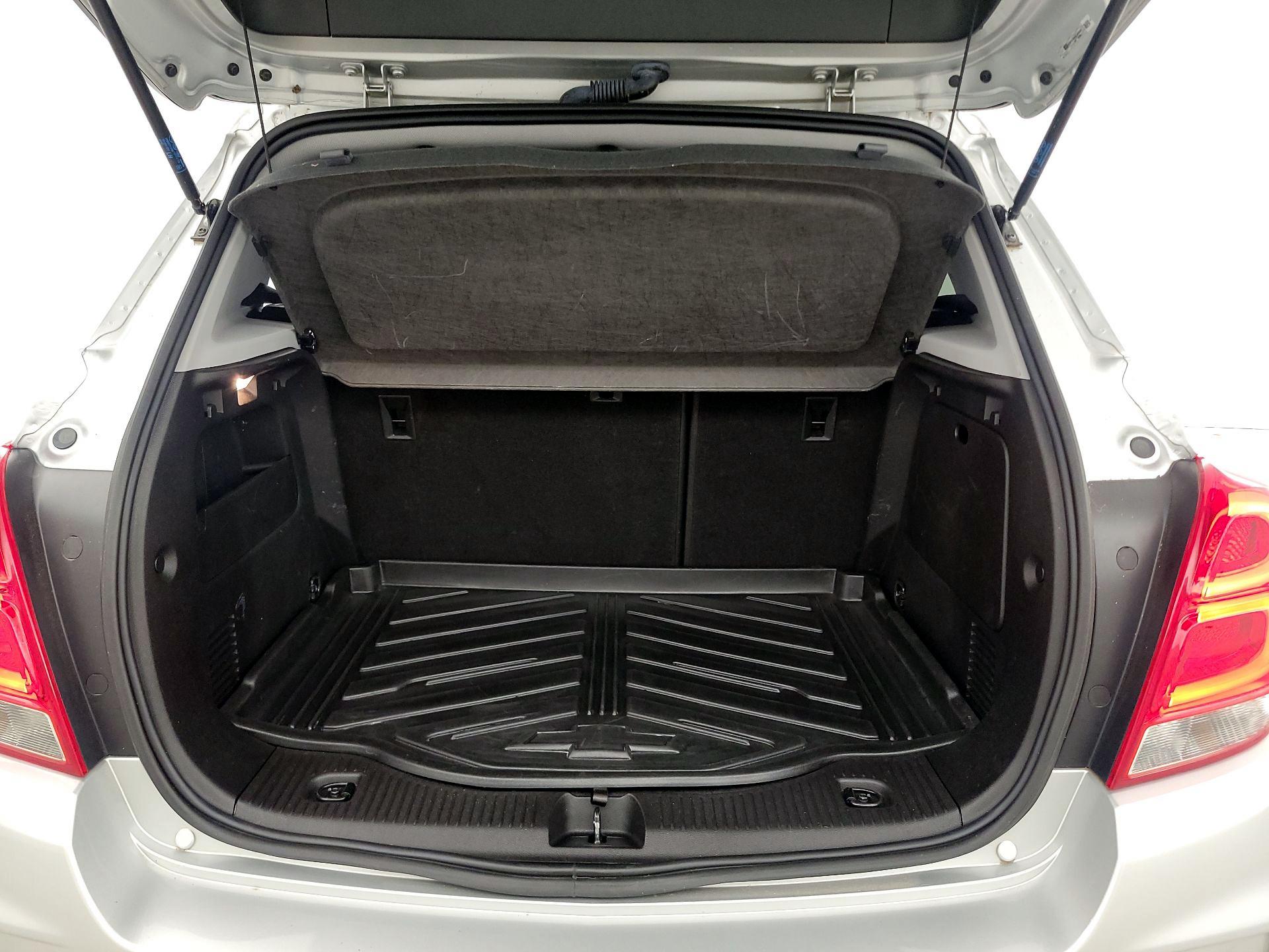 Thumbnail: 2017 Chevrolet Trax - 20