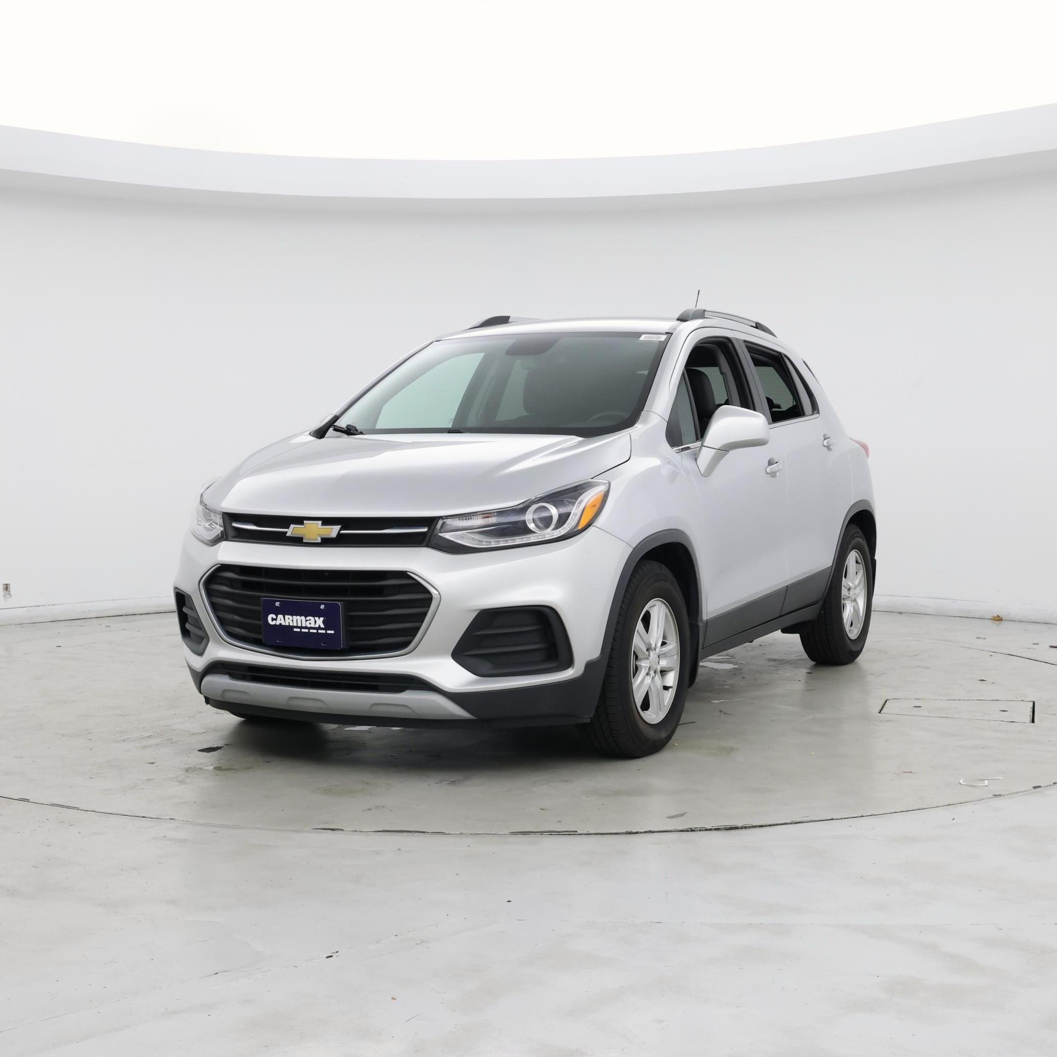 Thumbnail: 2017 Chevrolet Trax - 4