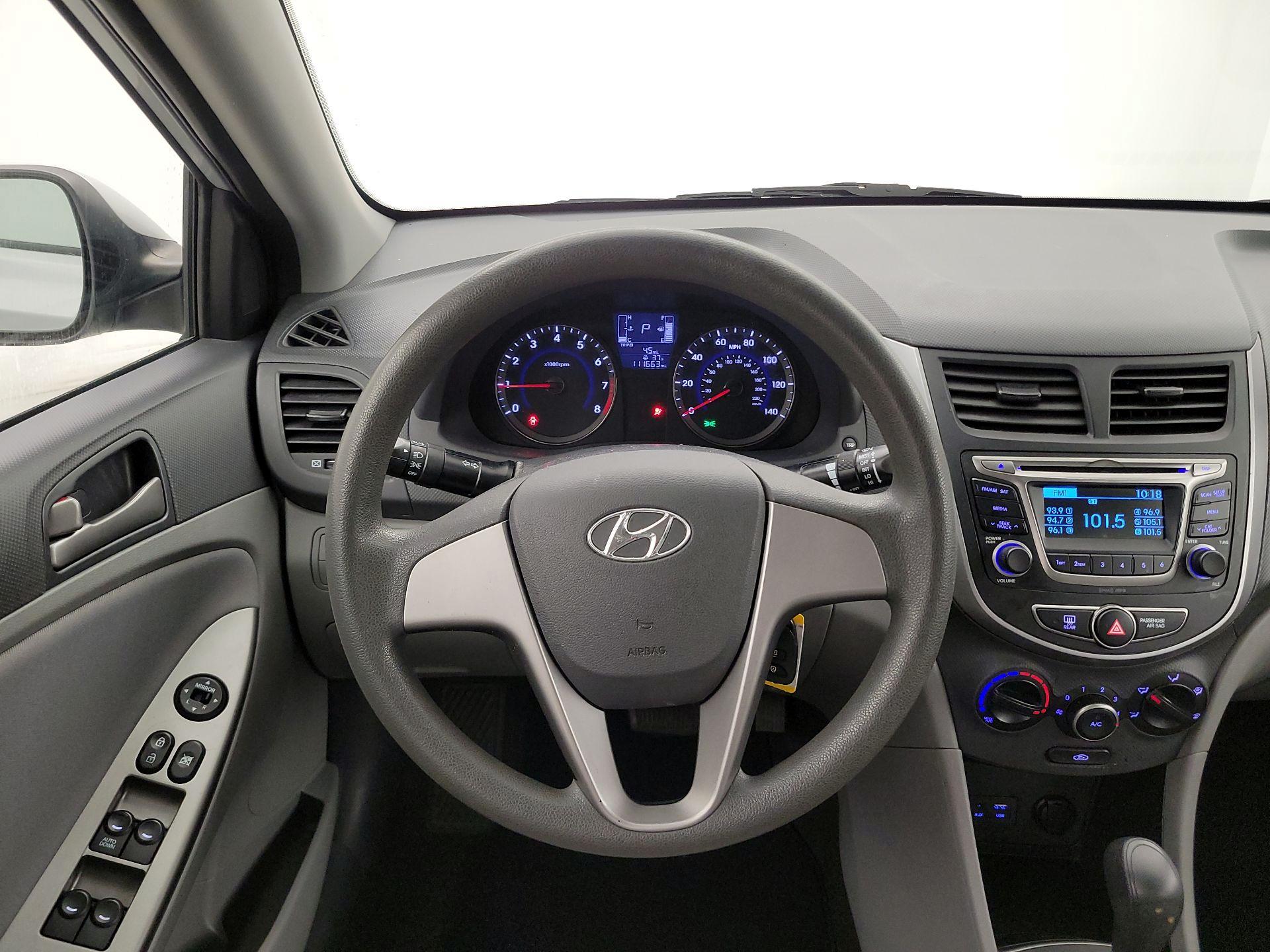 Thumbnail: 2017 Hyundai Accent - 10