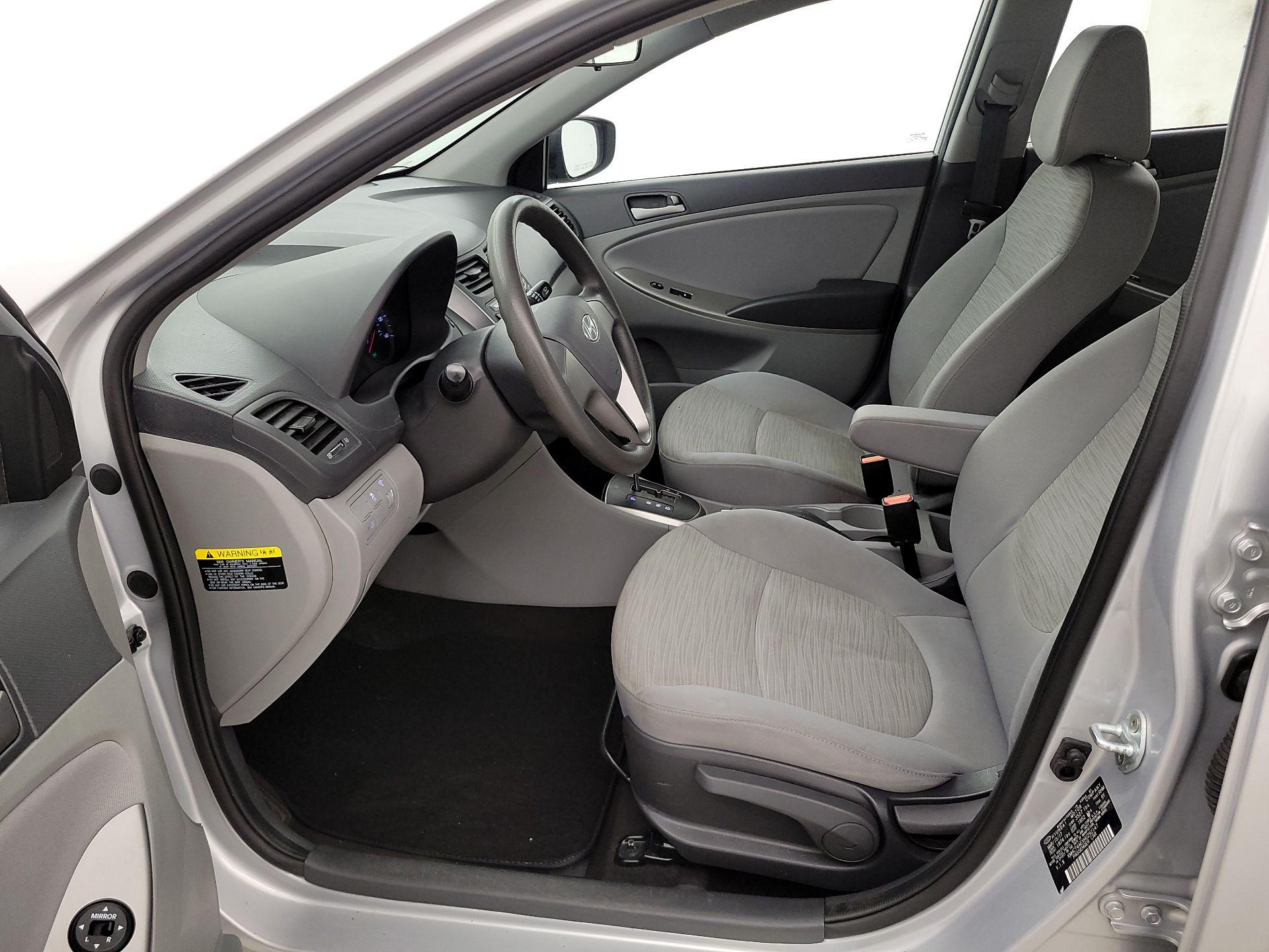 Thumbnail: 2017 Hyundai Accent - 11