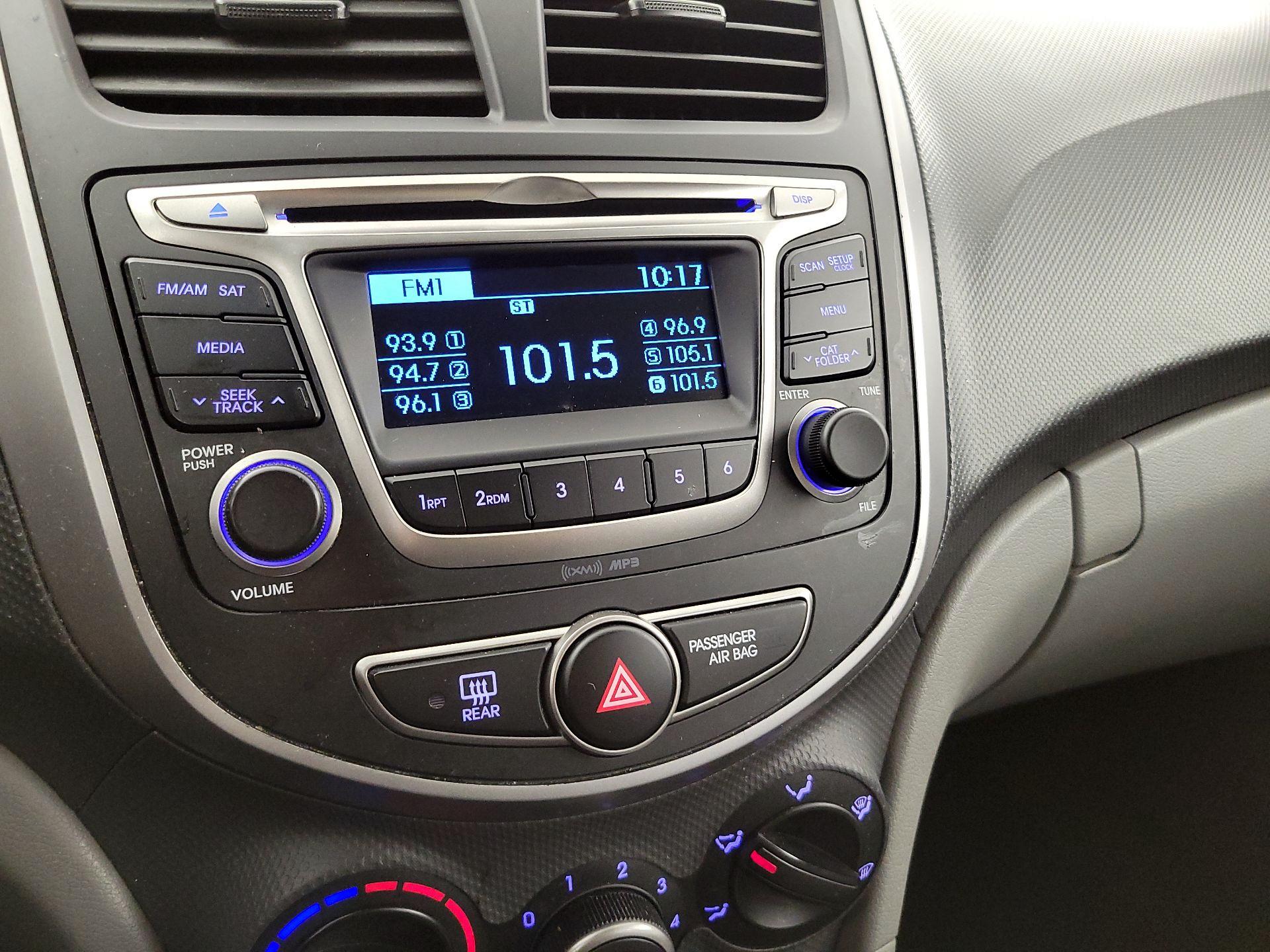 Thumbnail: 2017 Hyundai Accent - 14