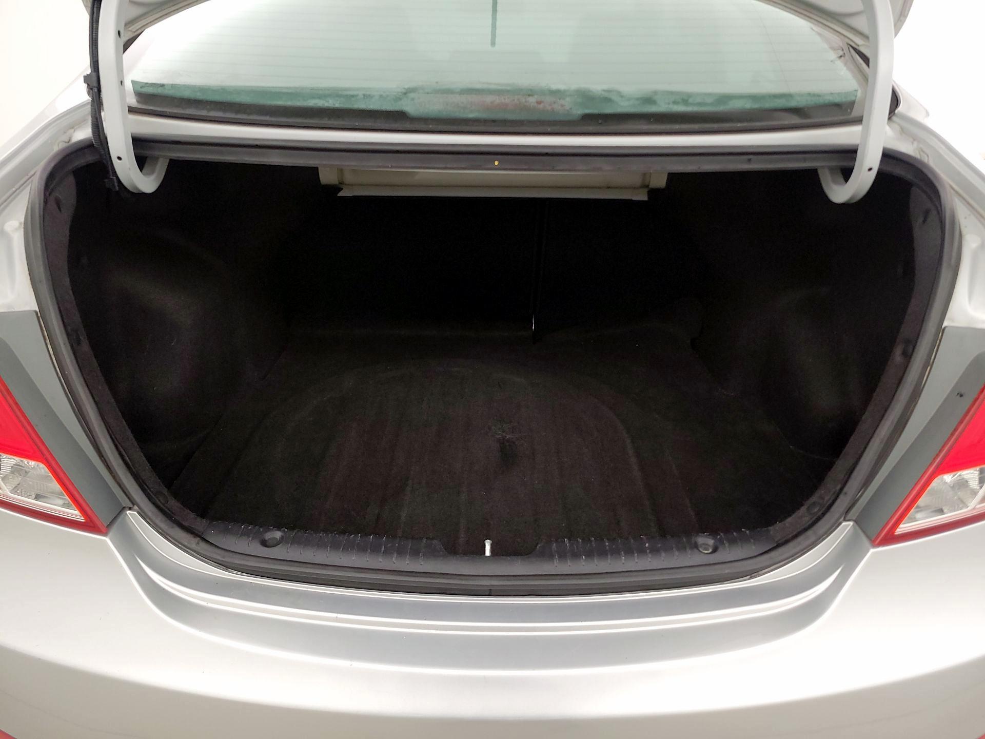 Thumbnail: 2017 Hyundai Accent - 19