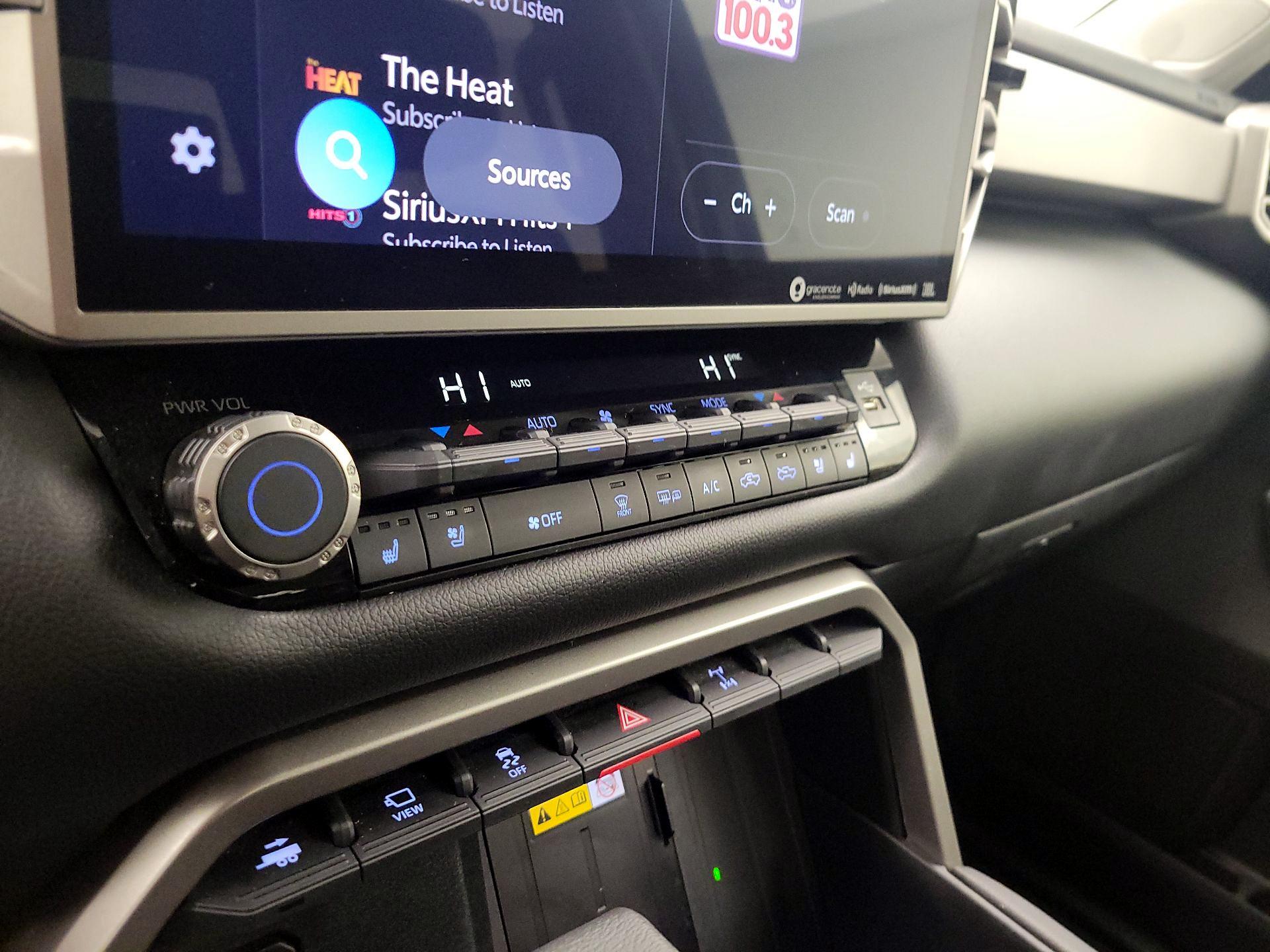 Thumbnail: 2024 Toyota Tundra - 15