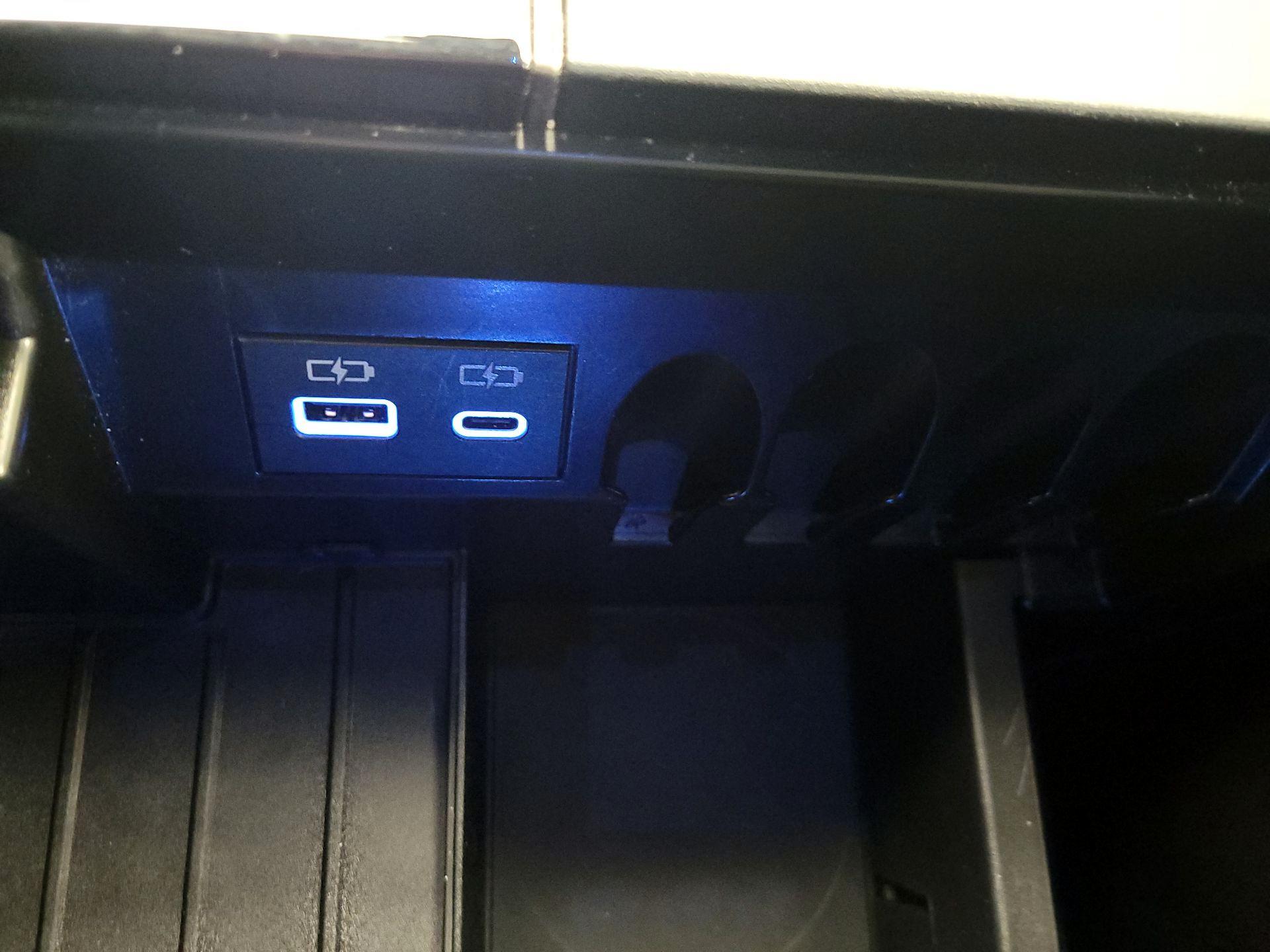 Thumbnail: 2024 Toyota Tundra - 17