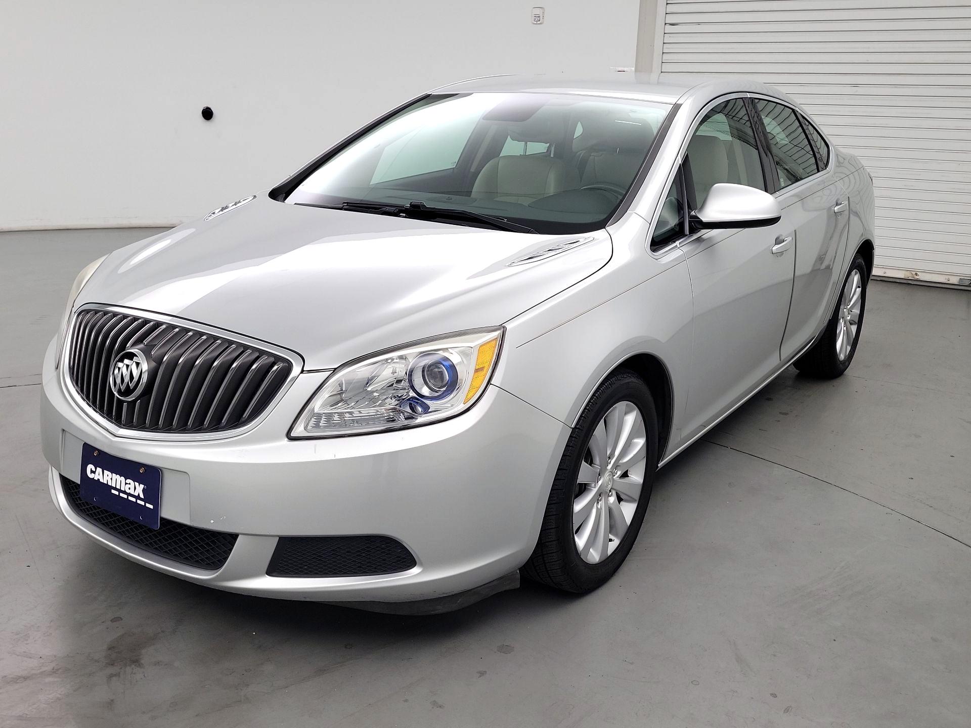 Thumbnail: 2016 Buick Verano - 3