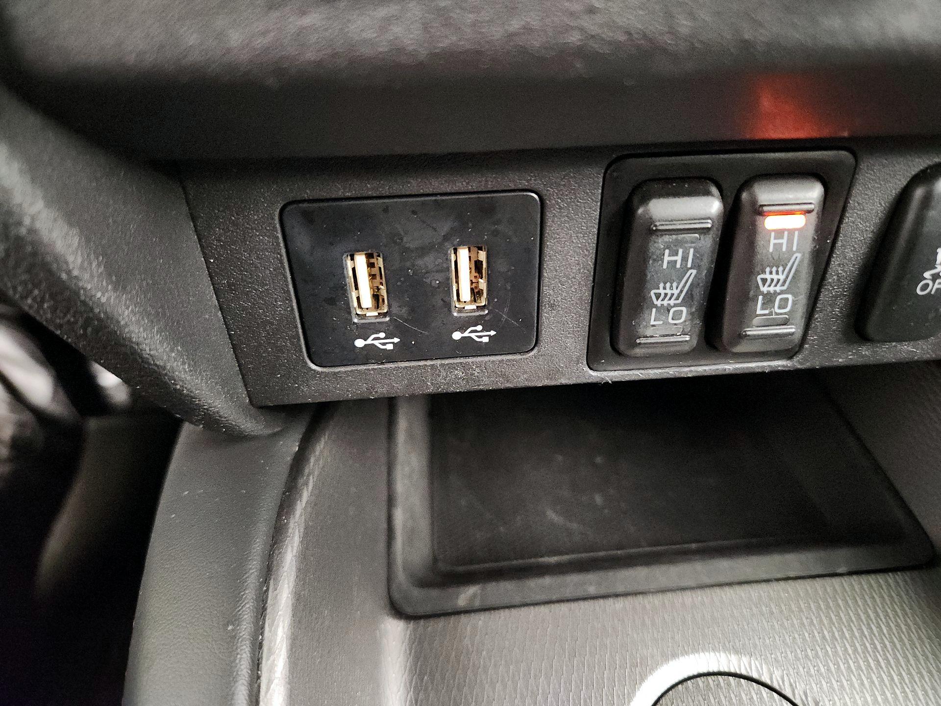 Thumbnail: 2022 Mitsubishi Outlander Sport - 16