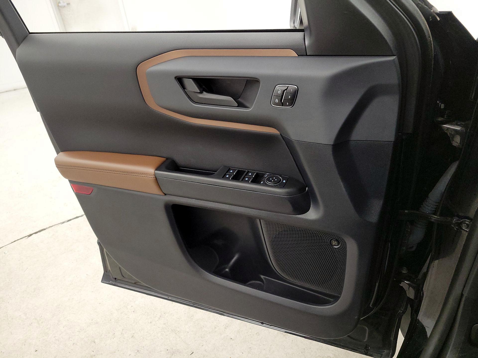 Thumbnail: 2023 Ford Bronco Sport - 12