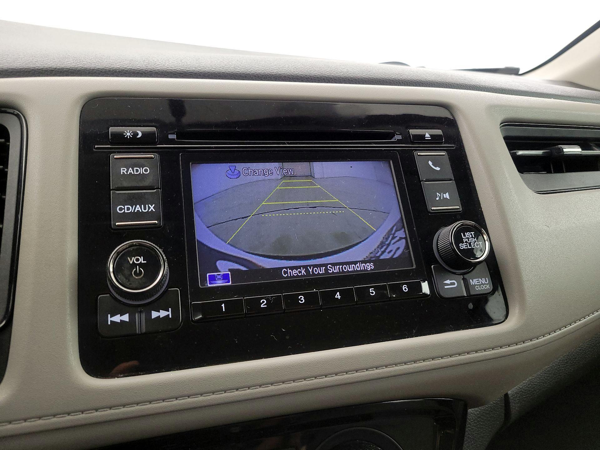 Thumbnail: 2016 Honda HR-V - 14