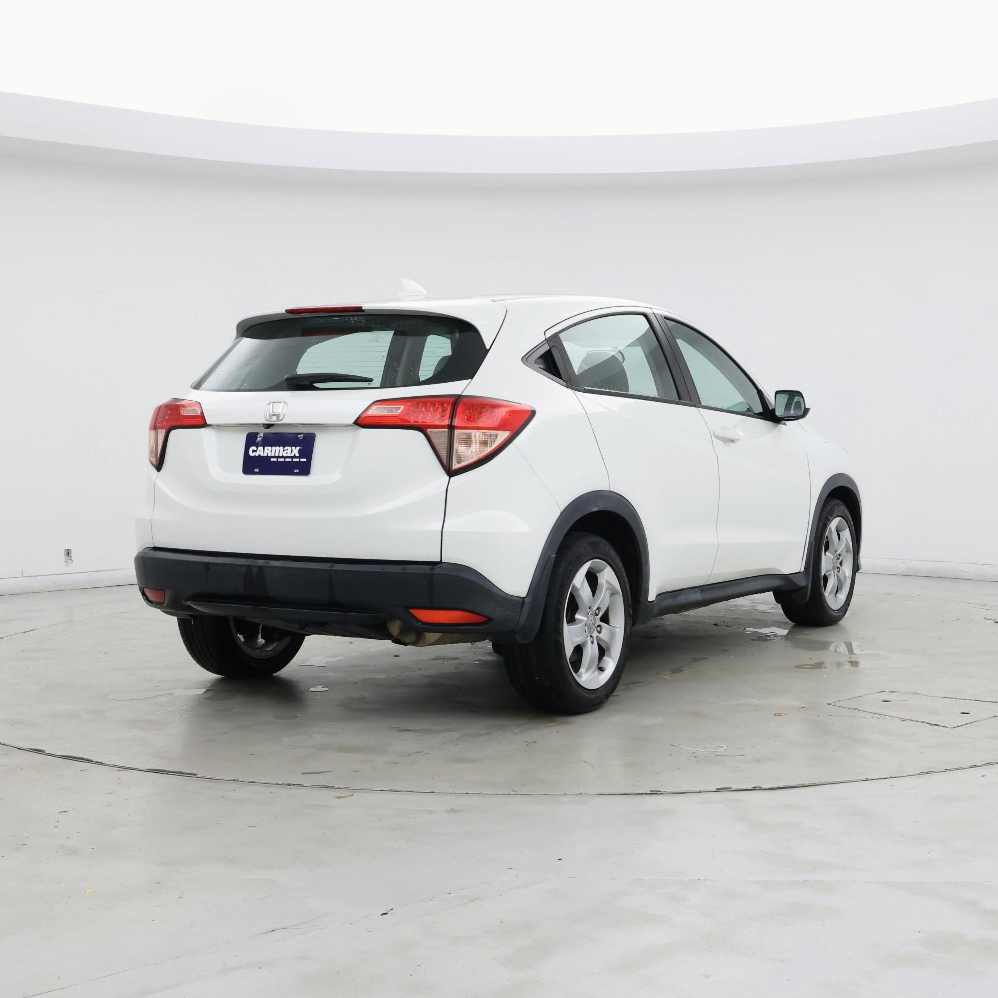 Thumbnail: 2016 Honda HR-V - 8