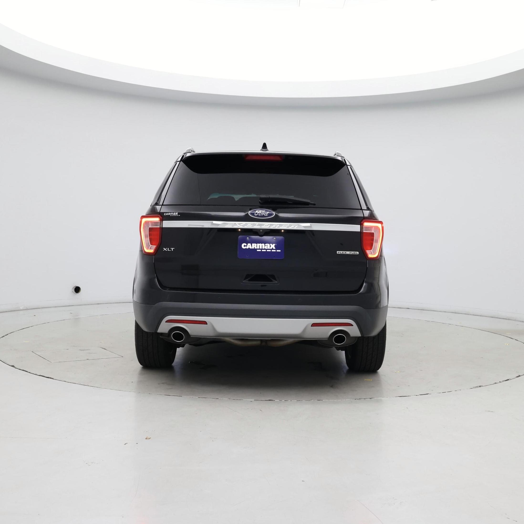 Thumbnail: 2016 Ford Explorer - 6