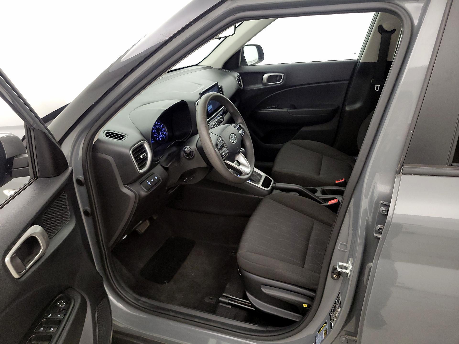 Thumbnail: 2021 Hyundai Venue - 11