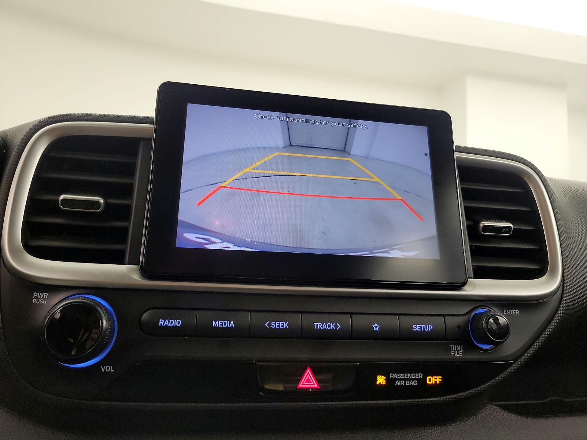 Thumbnail: 2021 Hyundai Venue - 14