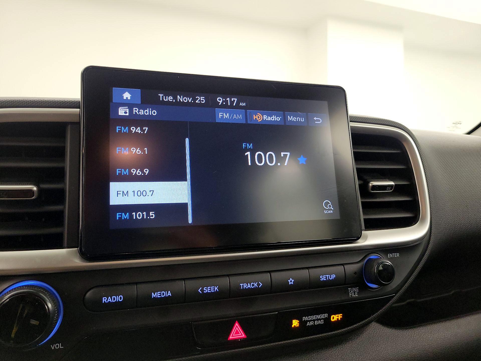 Thumbnail: 2021 Hyundai Venue - 15