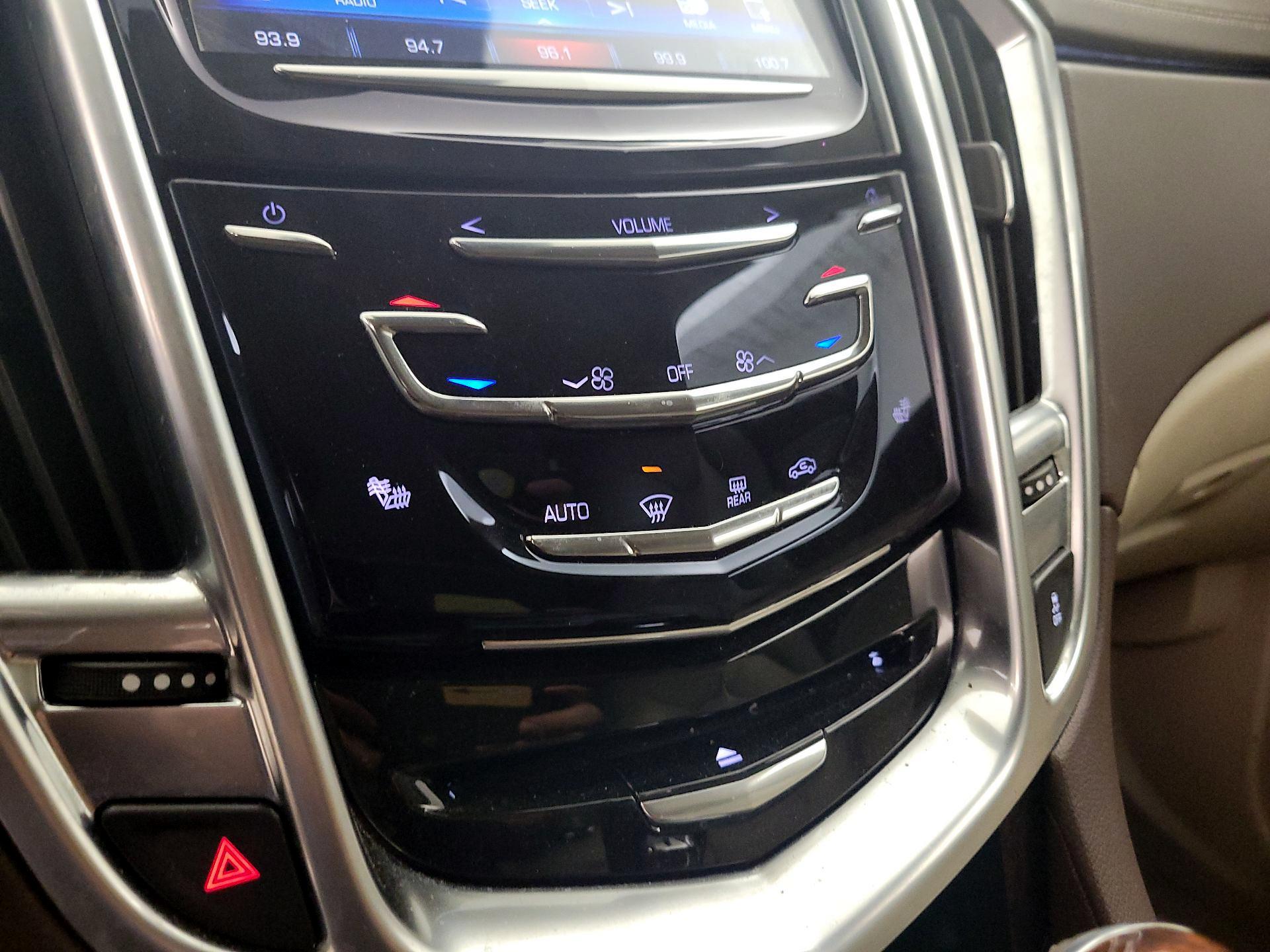 Thumbnail: 2015 Cadillac SRX - 16