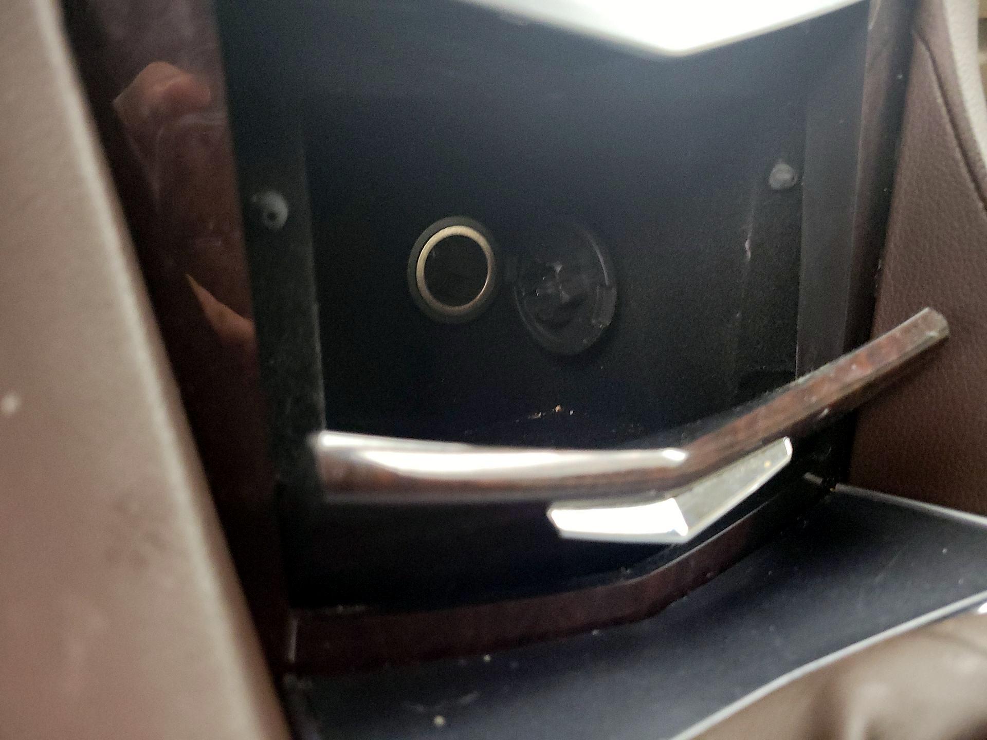 Thumbnail: 2015 Cadillac SRX - 18