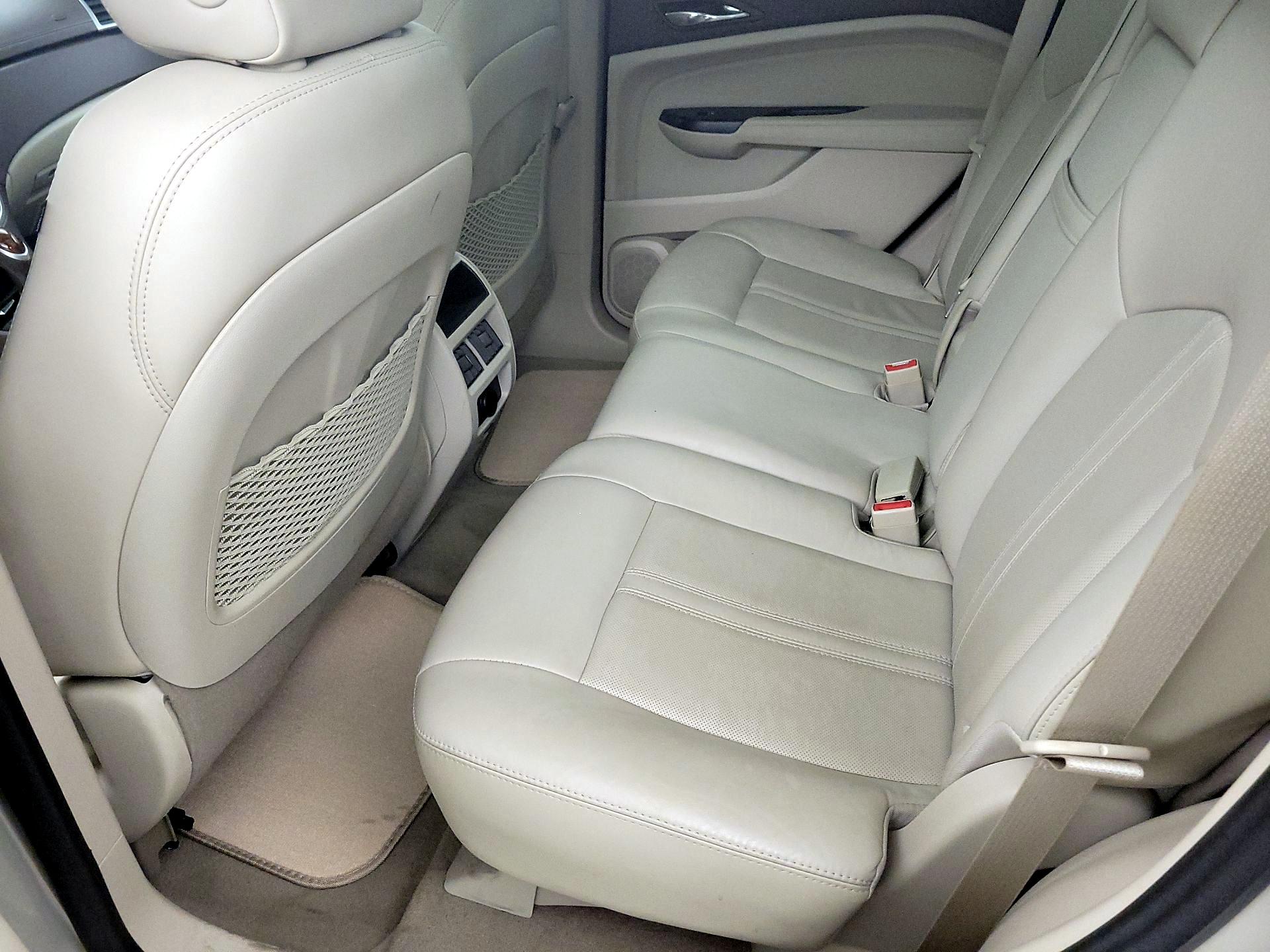 Thumbnail: 2015 Cadillac SRX - 20