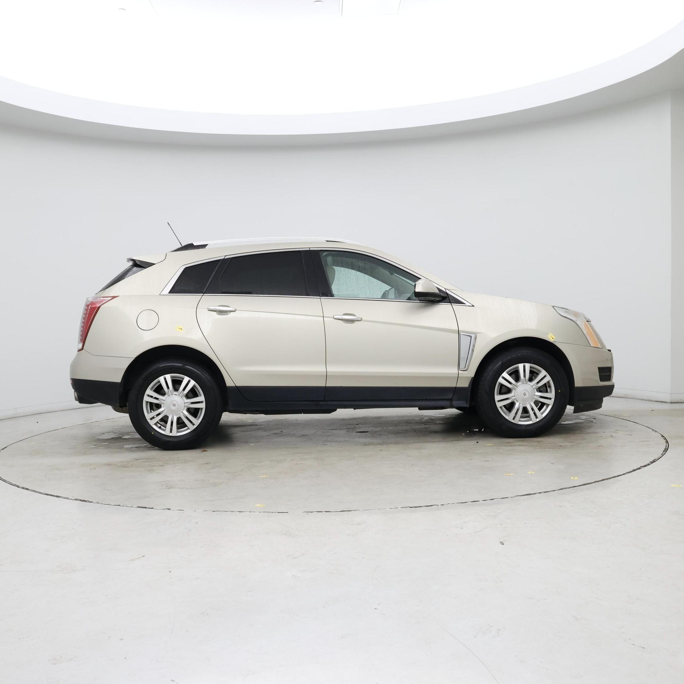 Thumbnail: 2015 Cadillac SRX - 7