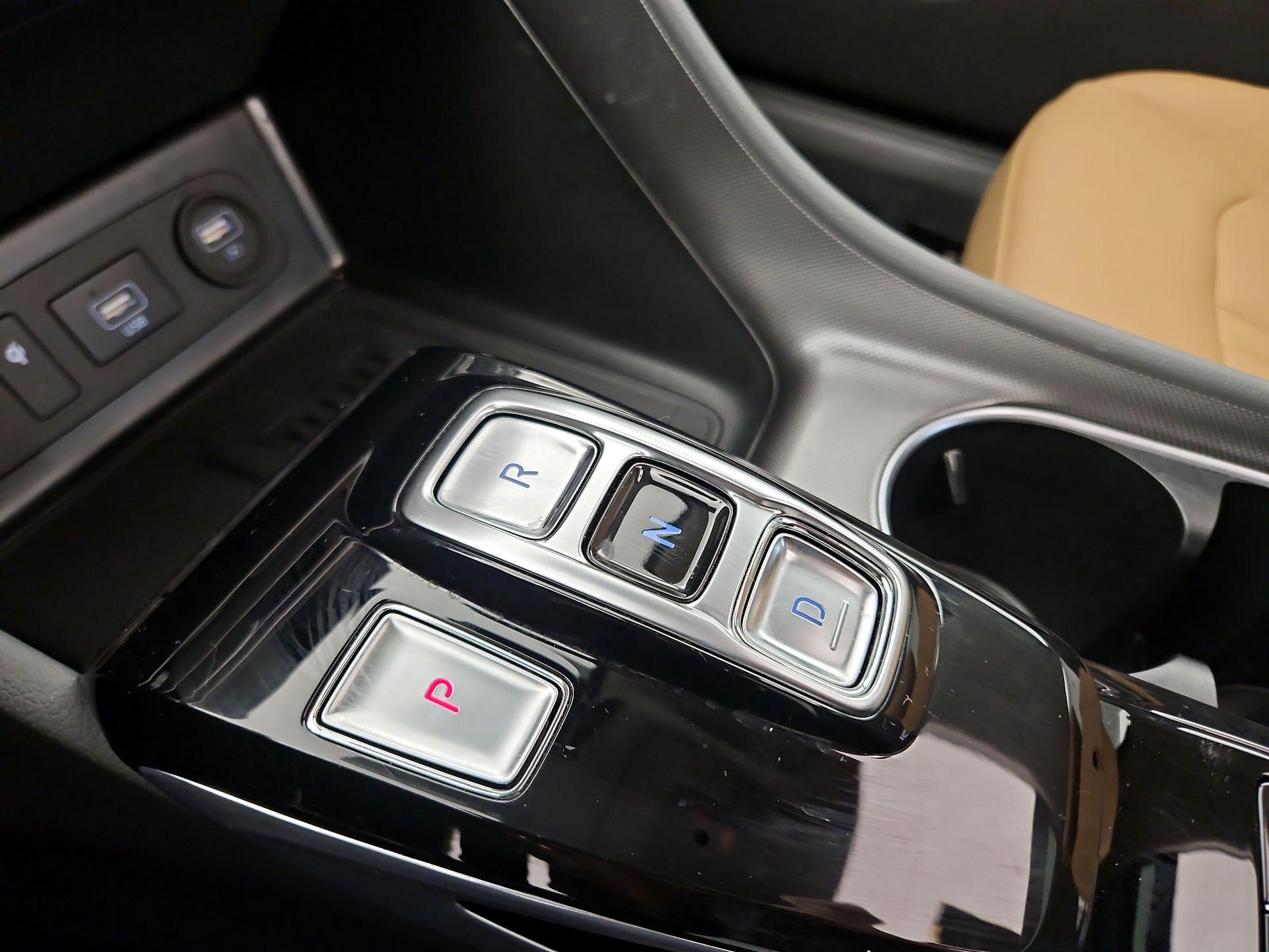 Thumbnail: 2023 Hyundai Sonata - 17