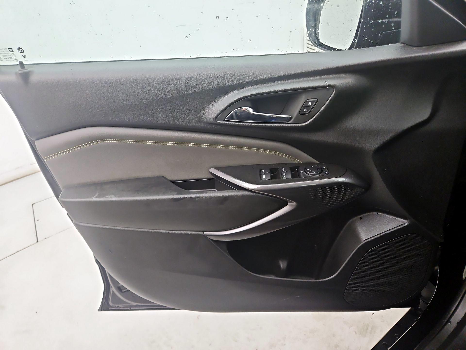 Thumbnail: 2024 Chevrolet Trax - 12