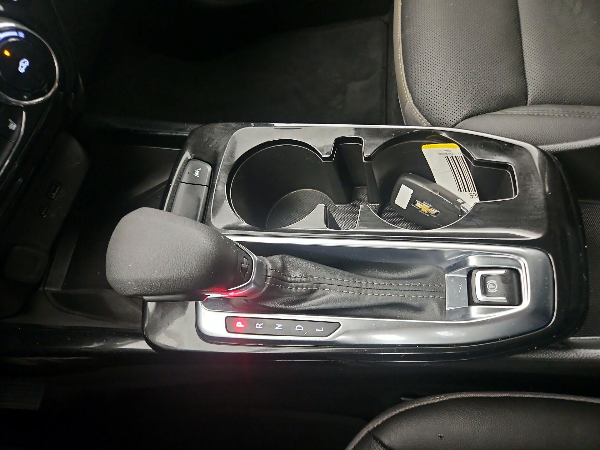 Thumbnail: 2024 Chevrolet Trax - 17