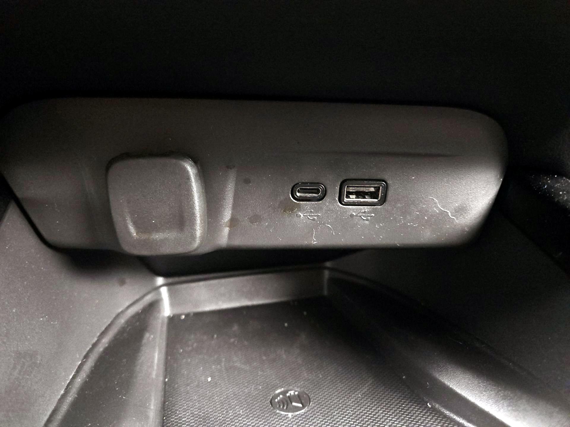 Thumbnail: 2024 Chevrolet Trax - 18