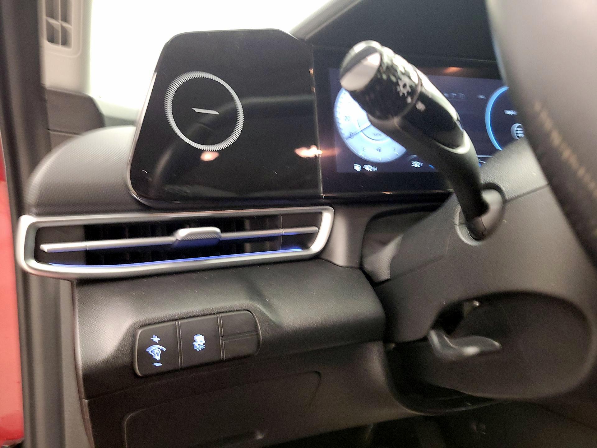 Thumbnail: 2024 Hyundai Elantra - 13