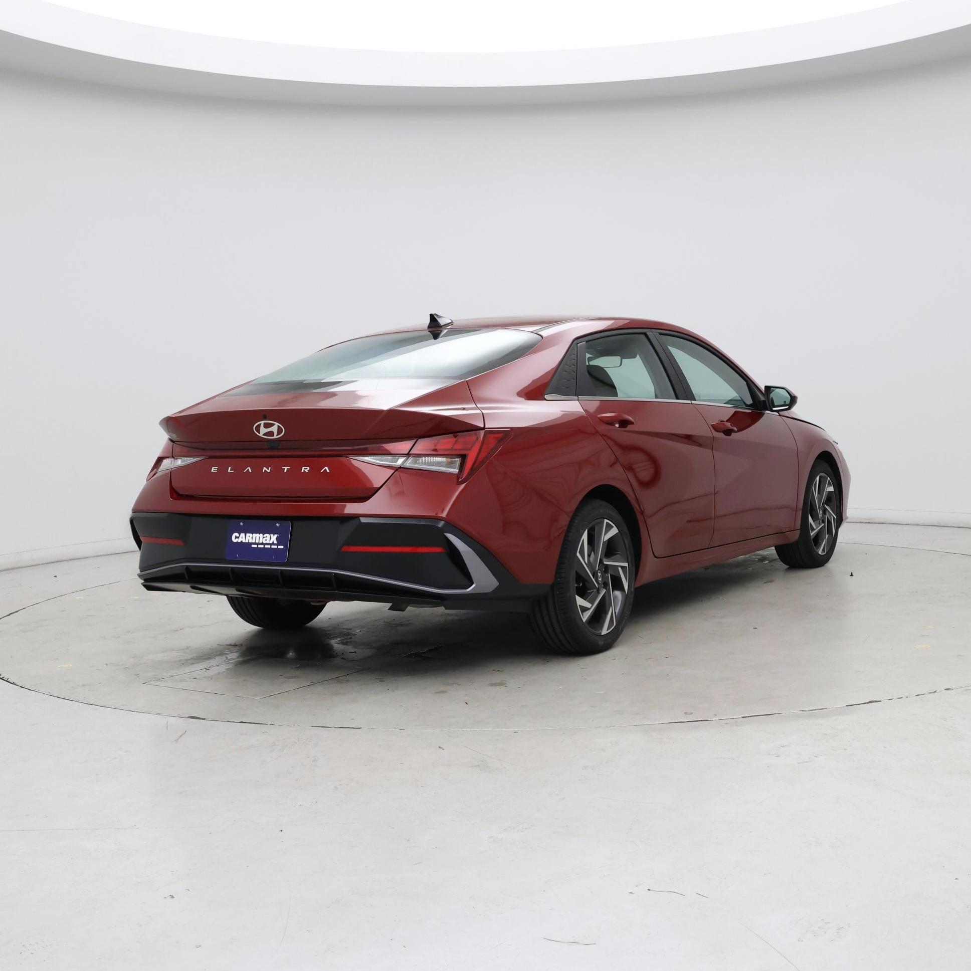 Thumbnail: 2024 Hyundai Elantra - 8