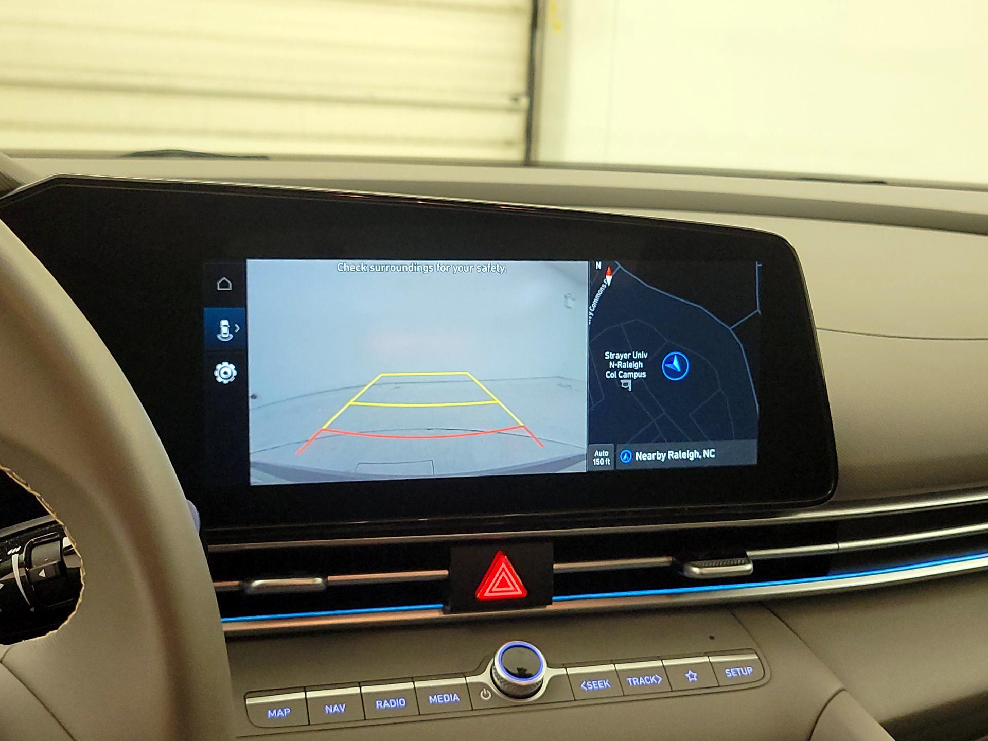 Thumbnail: 2025 Hyundai Elantra - 14