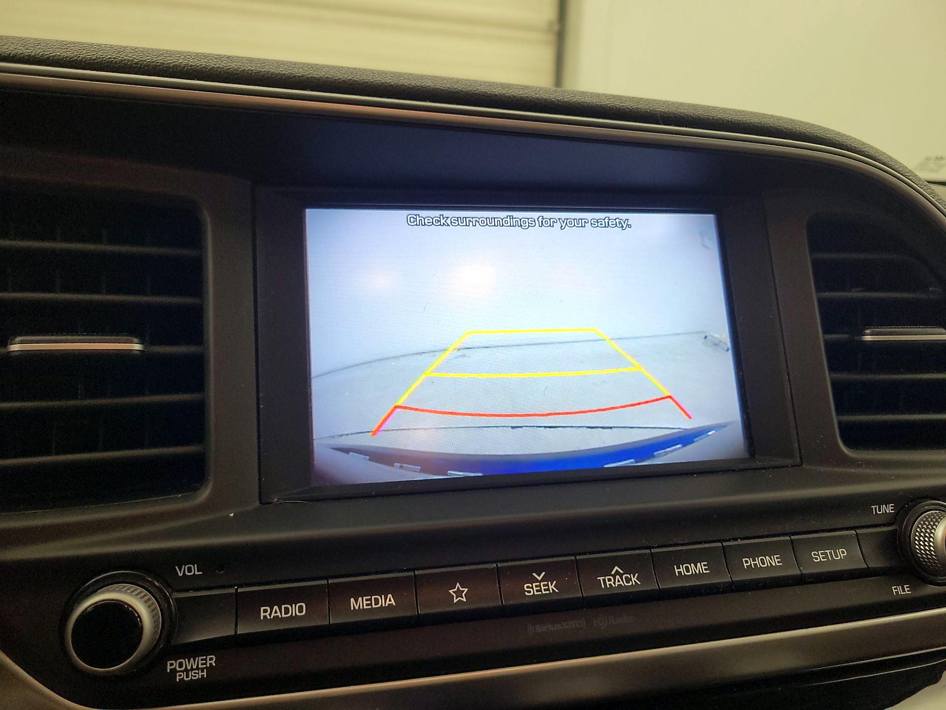 Thumbnail: 2019 Hyundai Elantra - 14