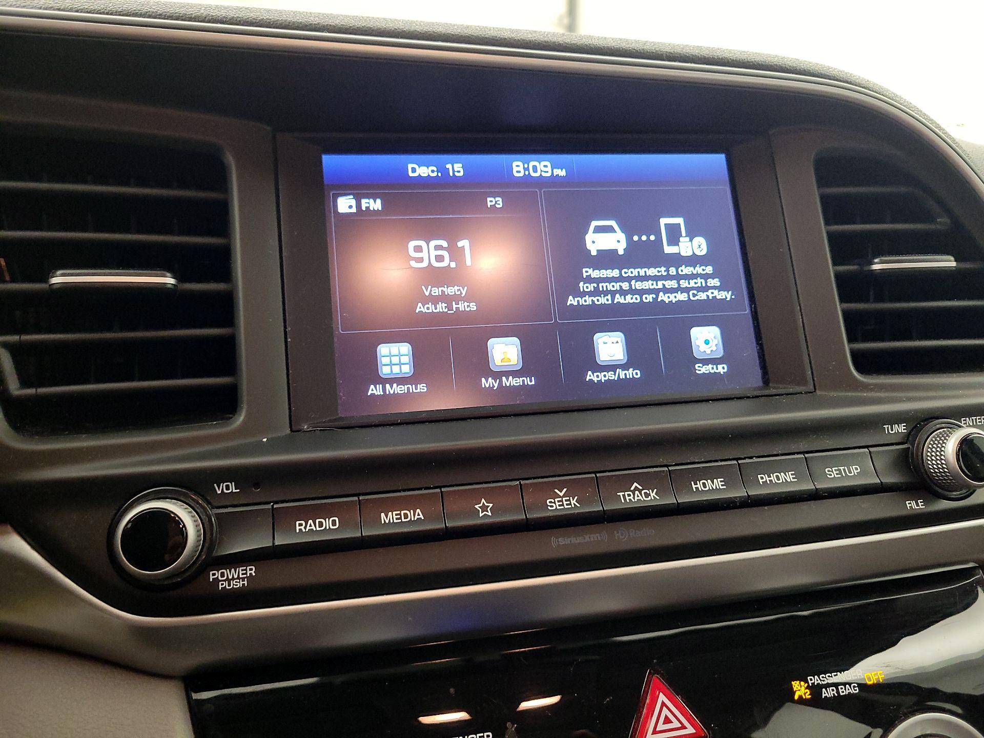 Thumbnail: 2019 Hyundai Elantra - 15