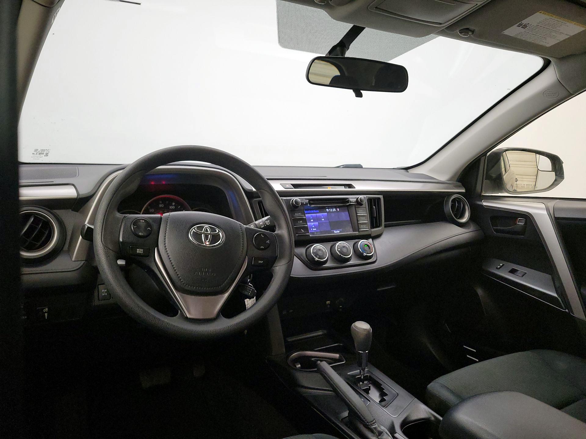 Thumbnail: 2016 Toyota RAV4 - 9