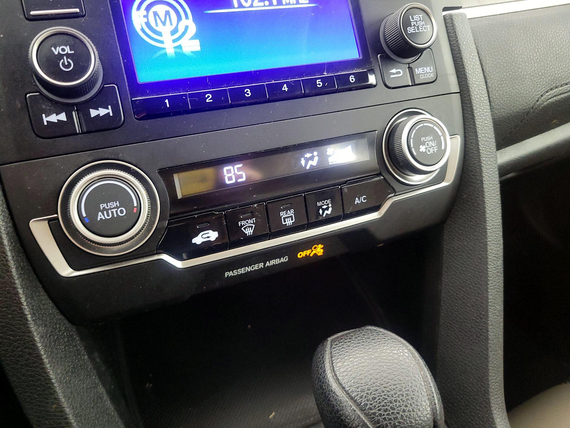 Thumbnail: 2017 Honda Civic - 16