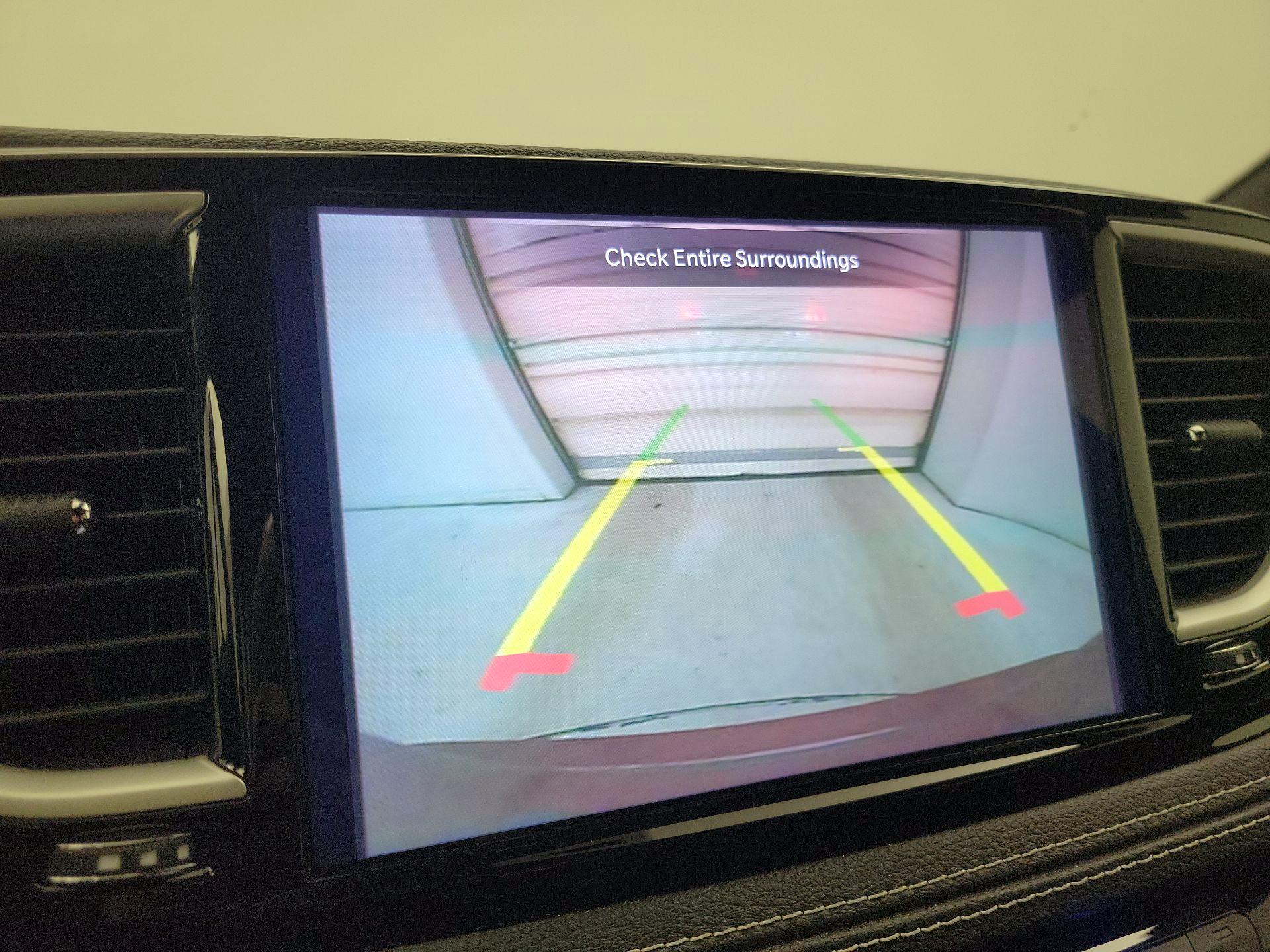 Thumbnail: 2021 Chrysler Pacifica - 14