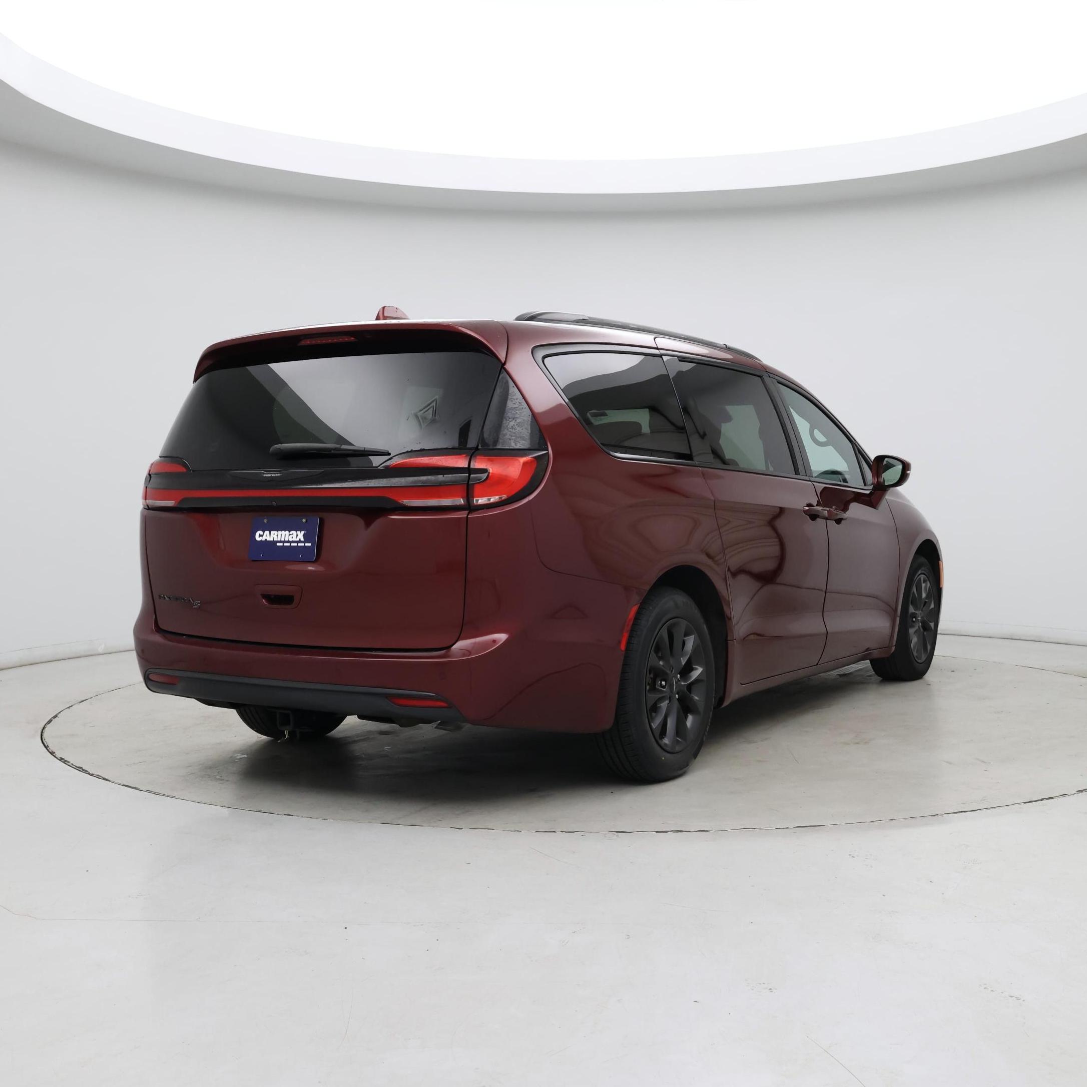 Thumbnail: 2021 Chrysler Pacifica - 8