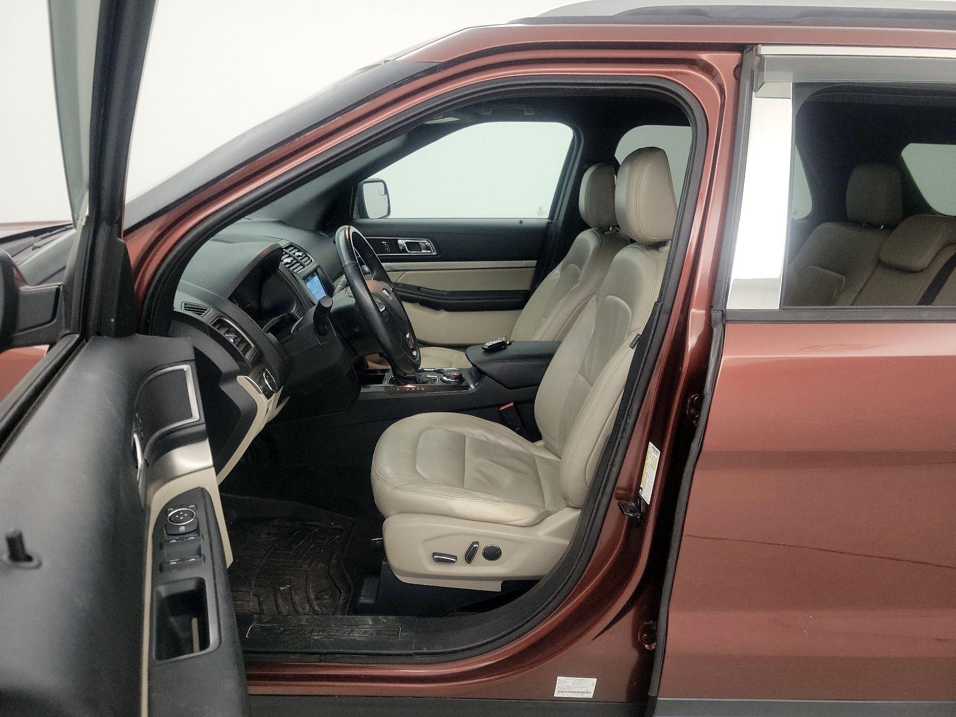 Thumbnail: 2018 Ford Explorer - 11