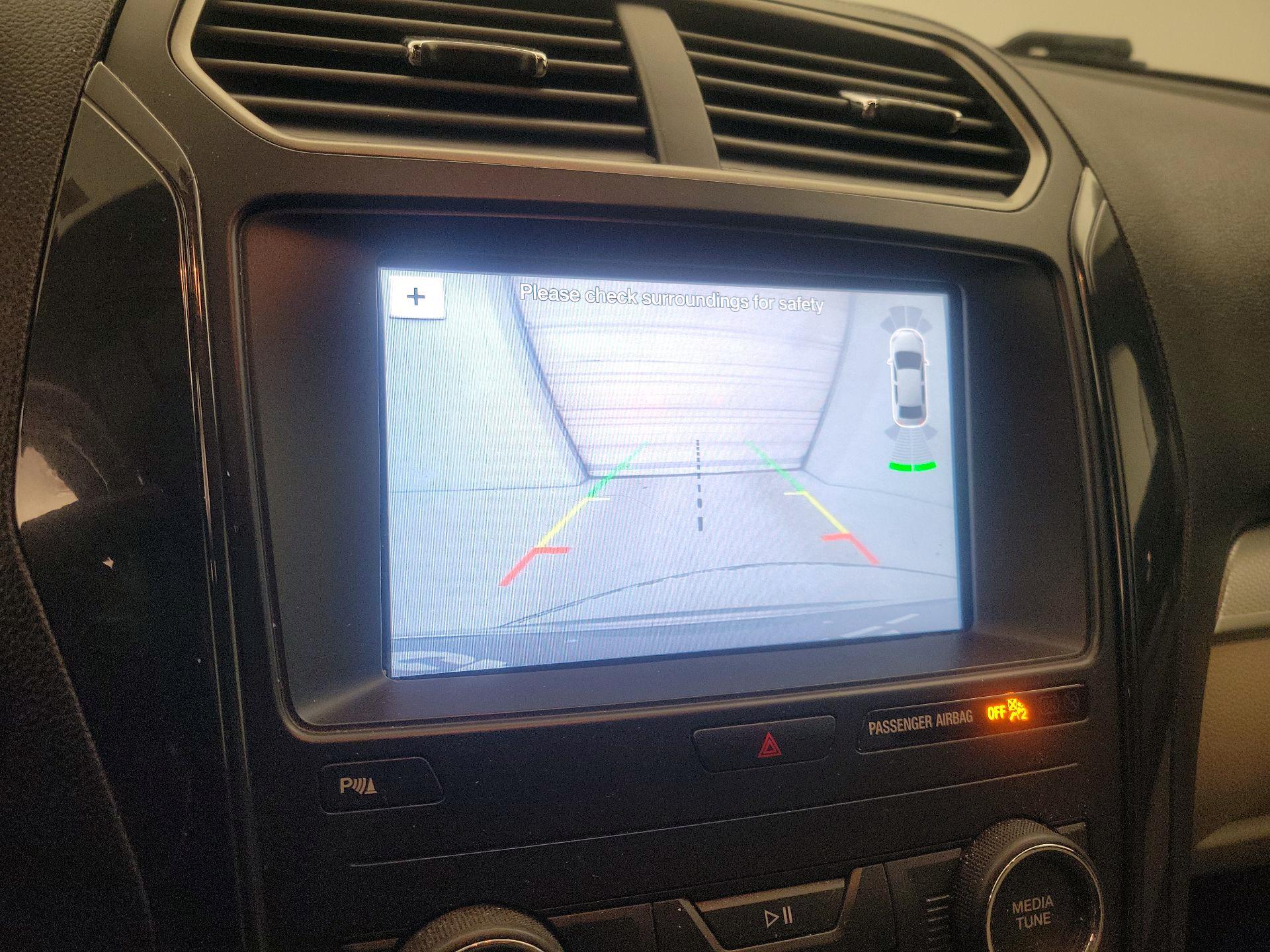 Thumbnail: 2018 Ford Explorer - 14